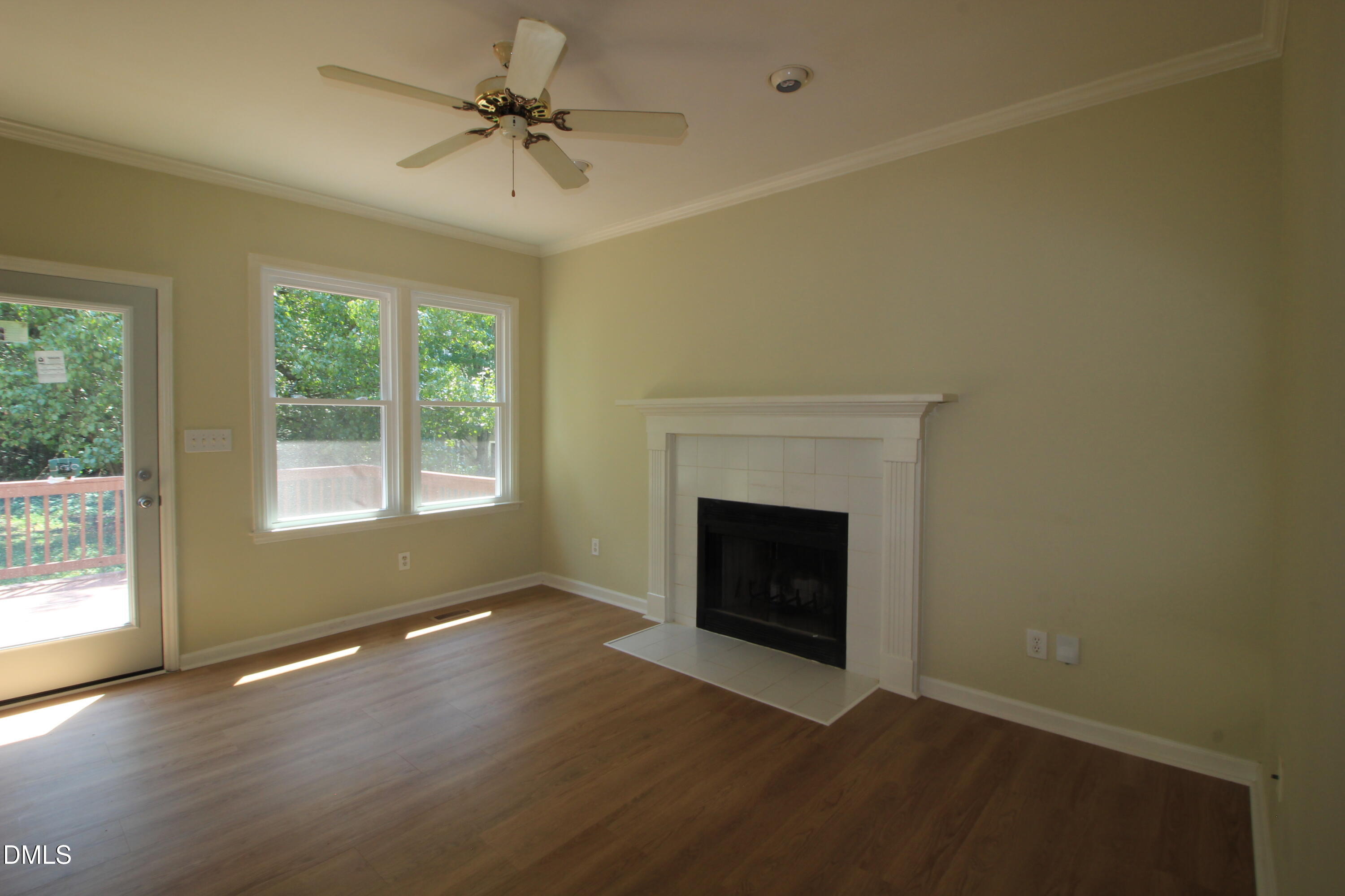 1409 Opal Court Property Photo 25