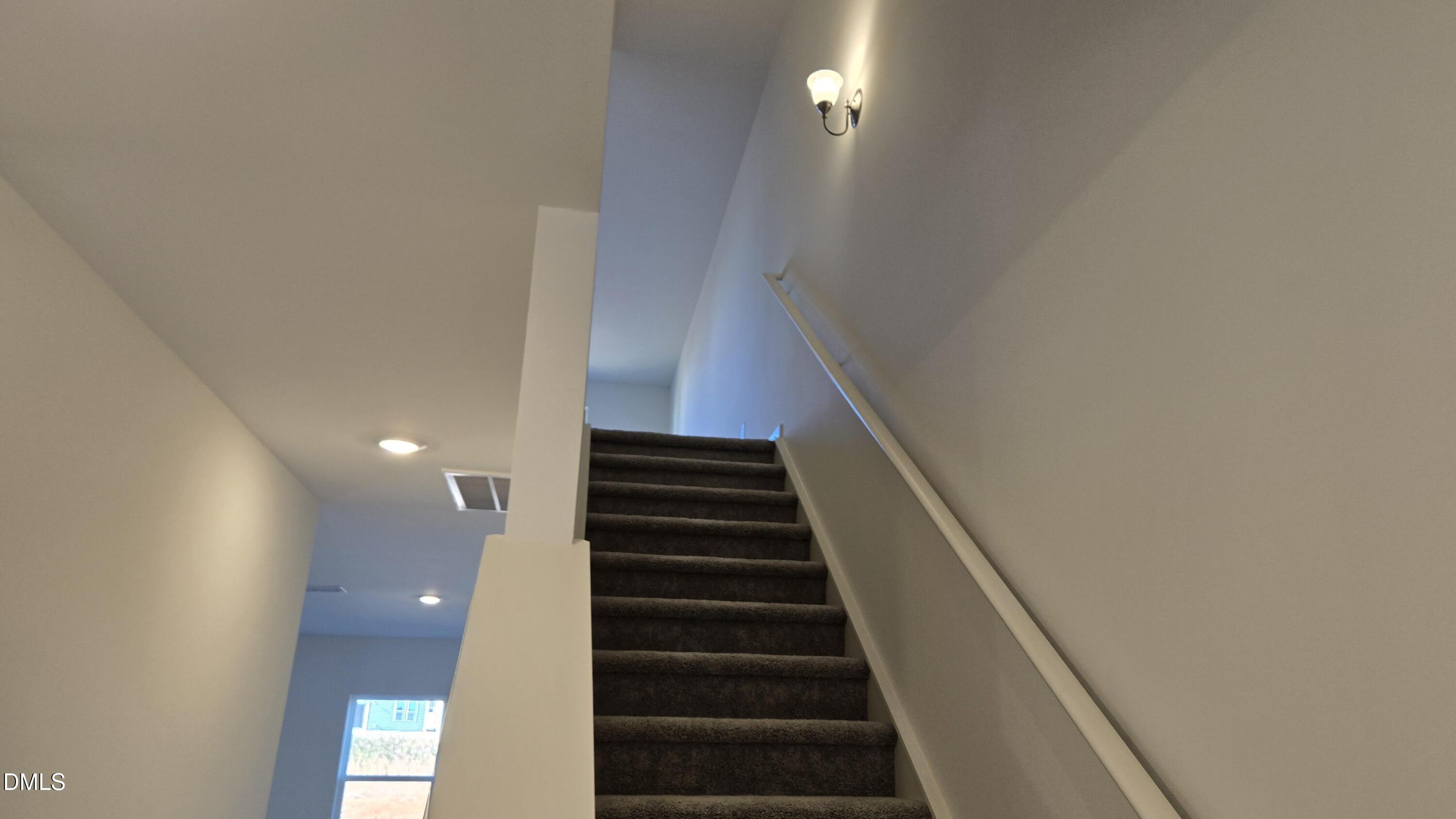 874 Embraer Way Property Photo 3