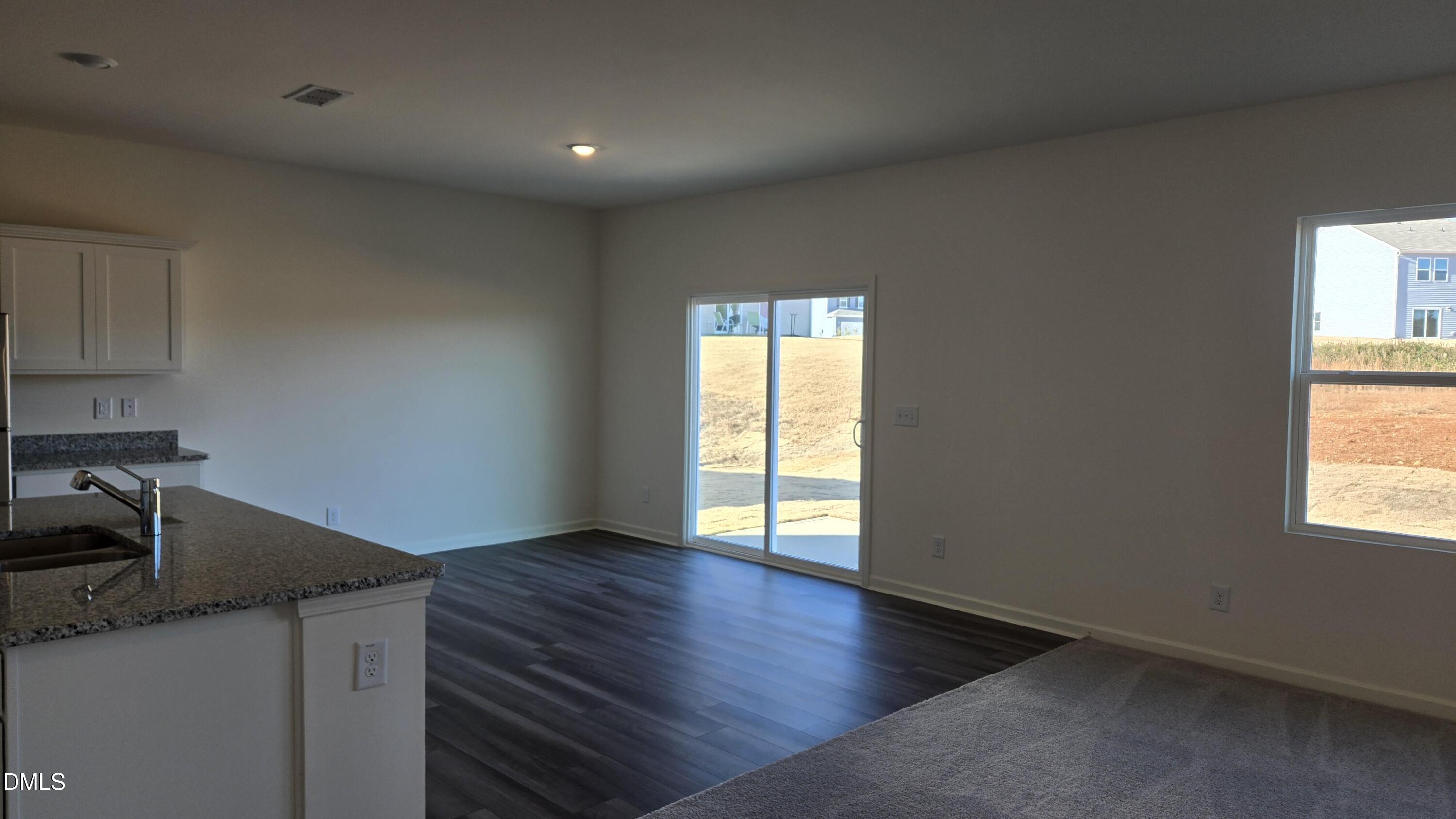 874 Embraer Way Property Photo 5