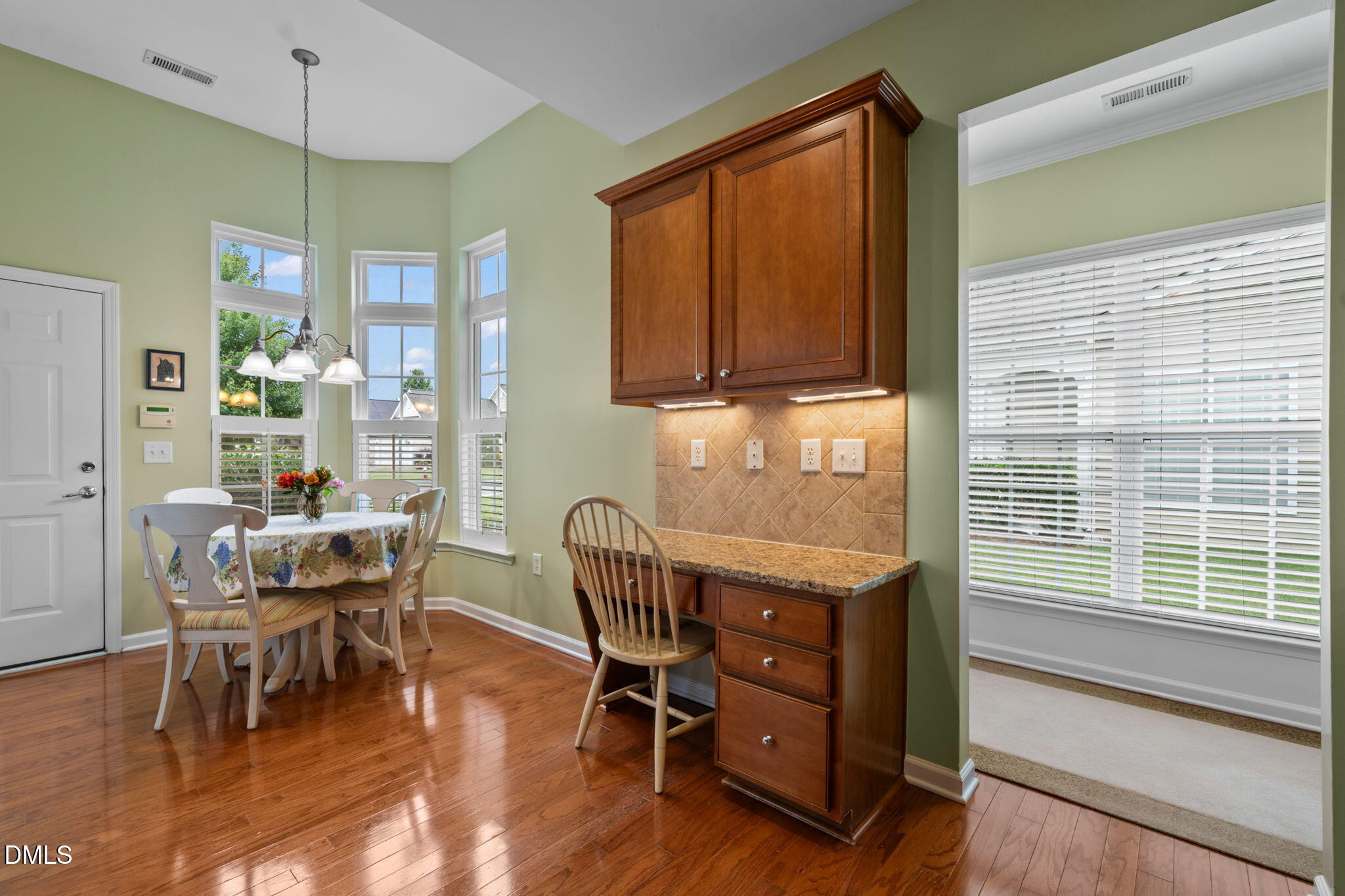 801 Burnaby Court Property Photo 8