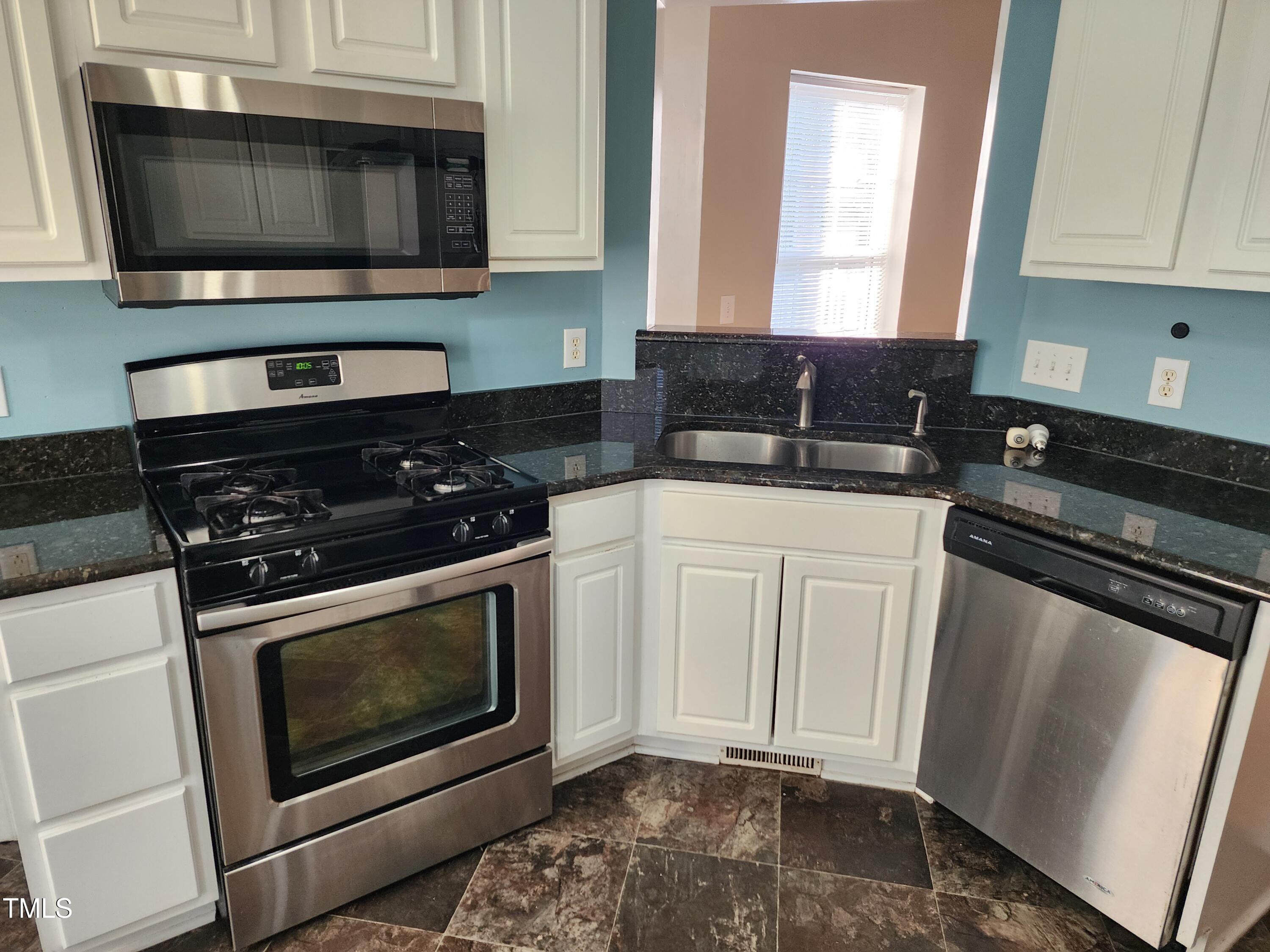 3809 Mardela Spring Drive Property Photo 4