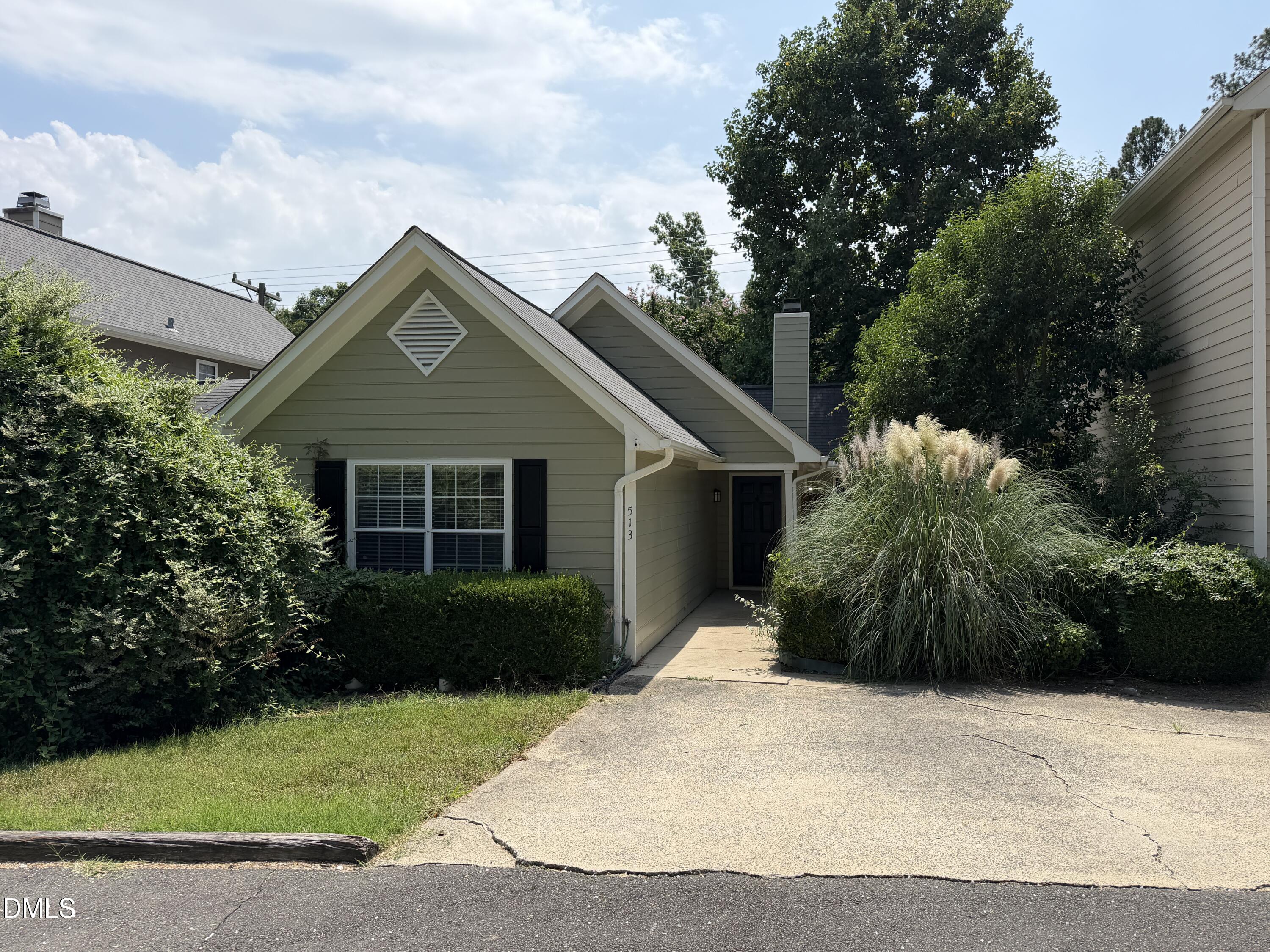 513 High Ridge Drive Property Photo 2