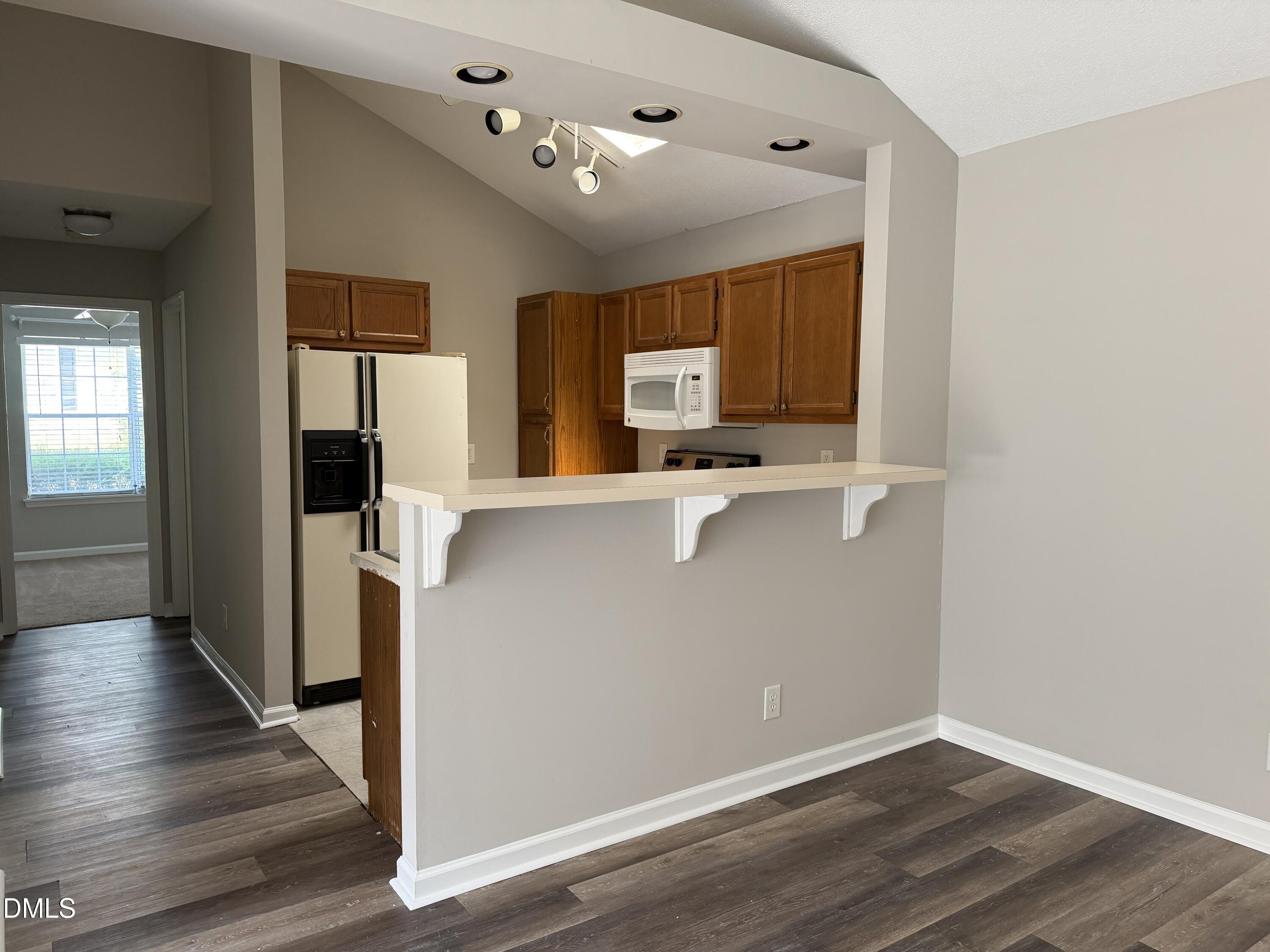 513 High Ridge Drive Property Photo 3