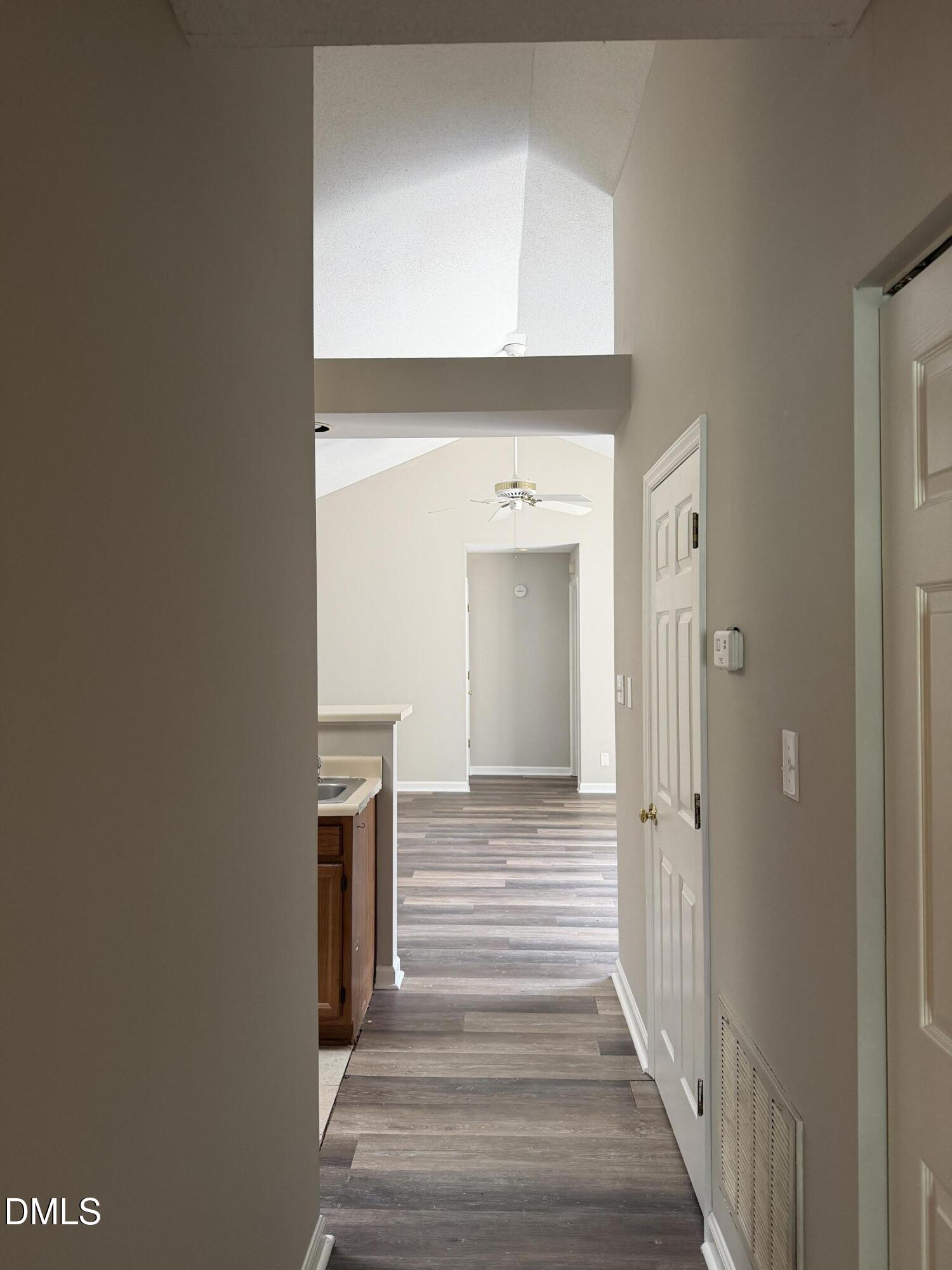 513 High Ridge Drive Property Photo 6