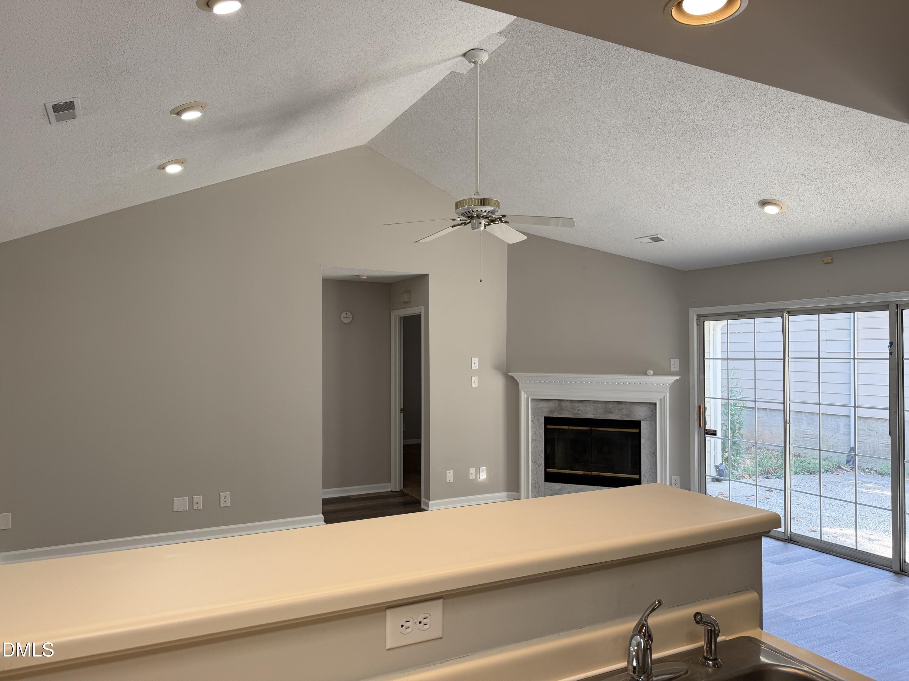 513 High Ridge Drive Property Photo 7