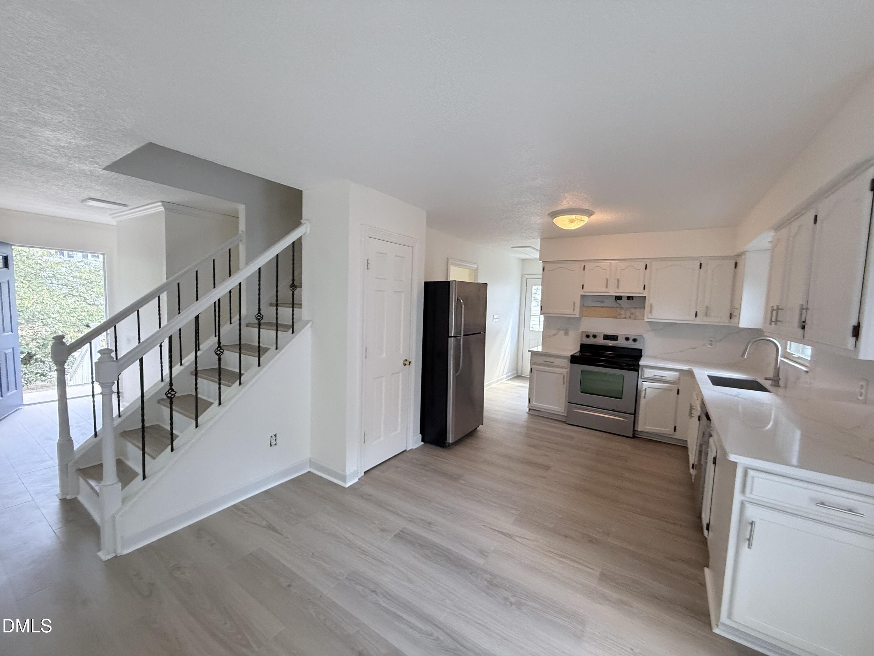 8209 Bellingham Circle Property Photo 6
