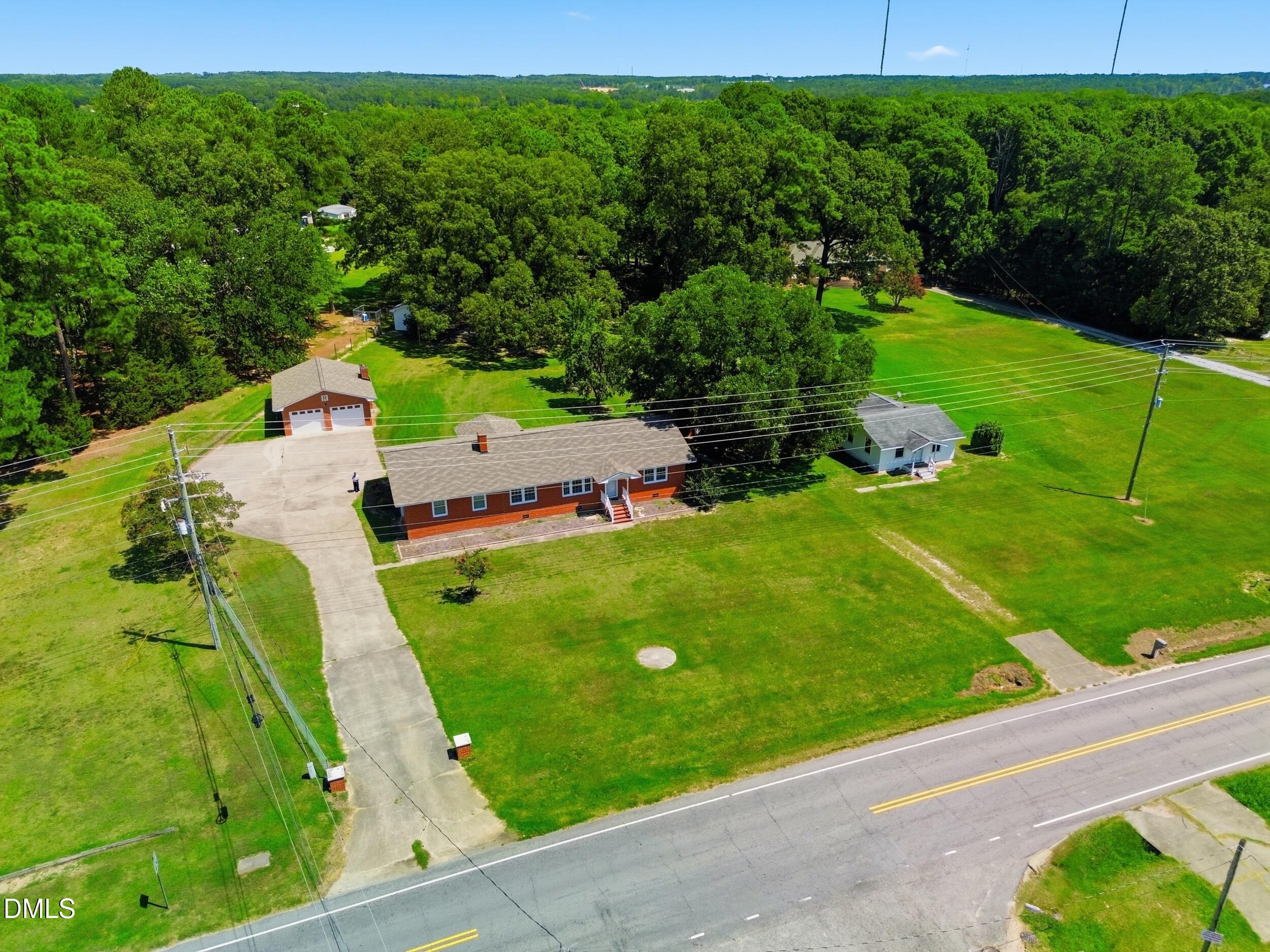 8701, 8705 White Oak Road Property Photo 4