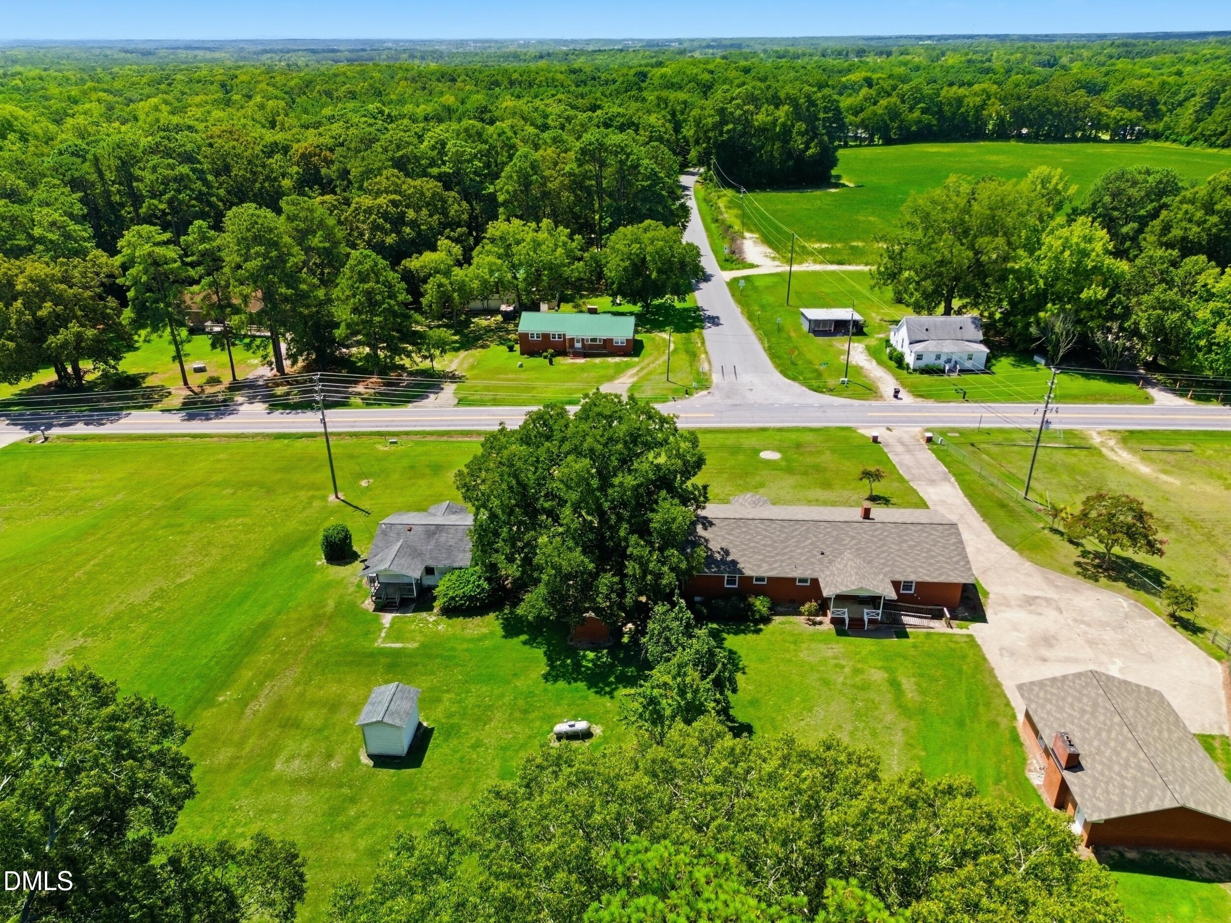 8701, 8705 White Oak Road Property Photo 8