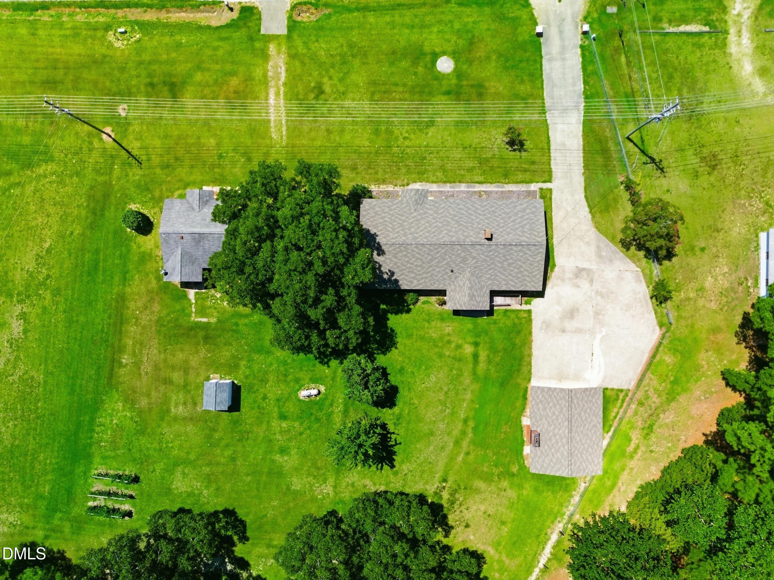 8701, 8705 White Oak Road Property Photo 10