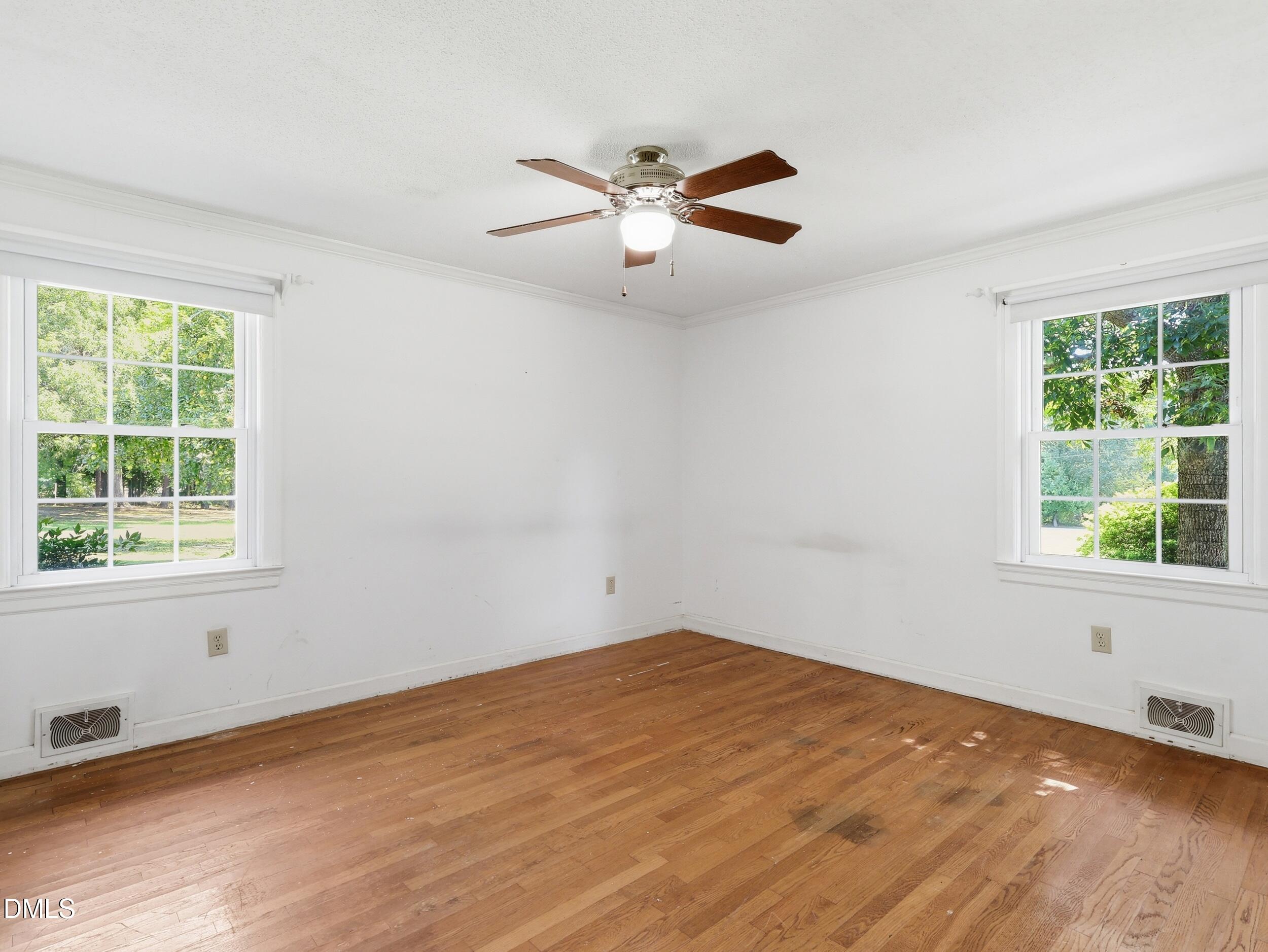 8701, 8705 White Oak Road Property Photo 19