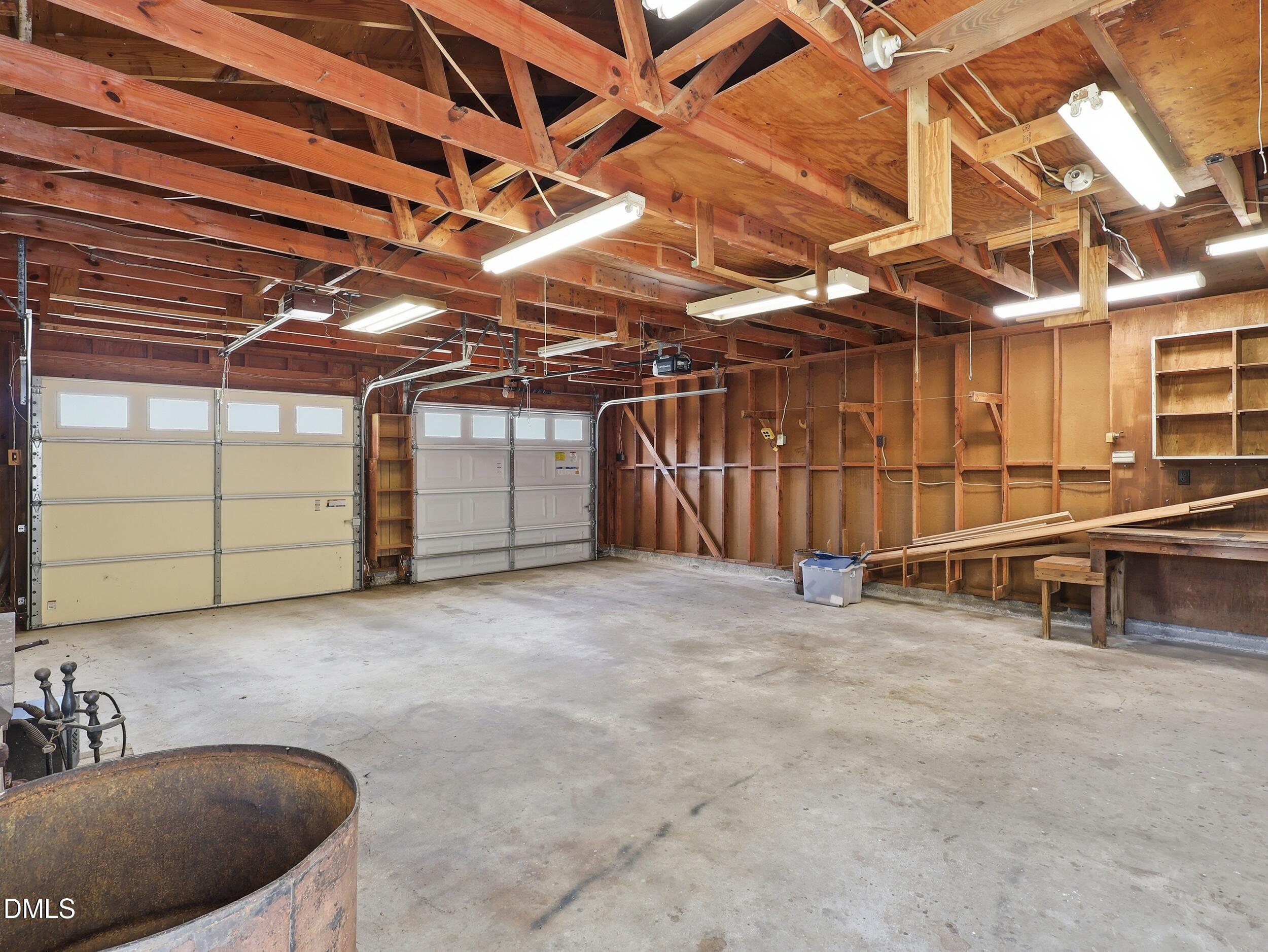 8701, 8705 White Oak Road Property Photo 25