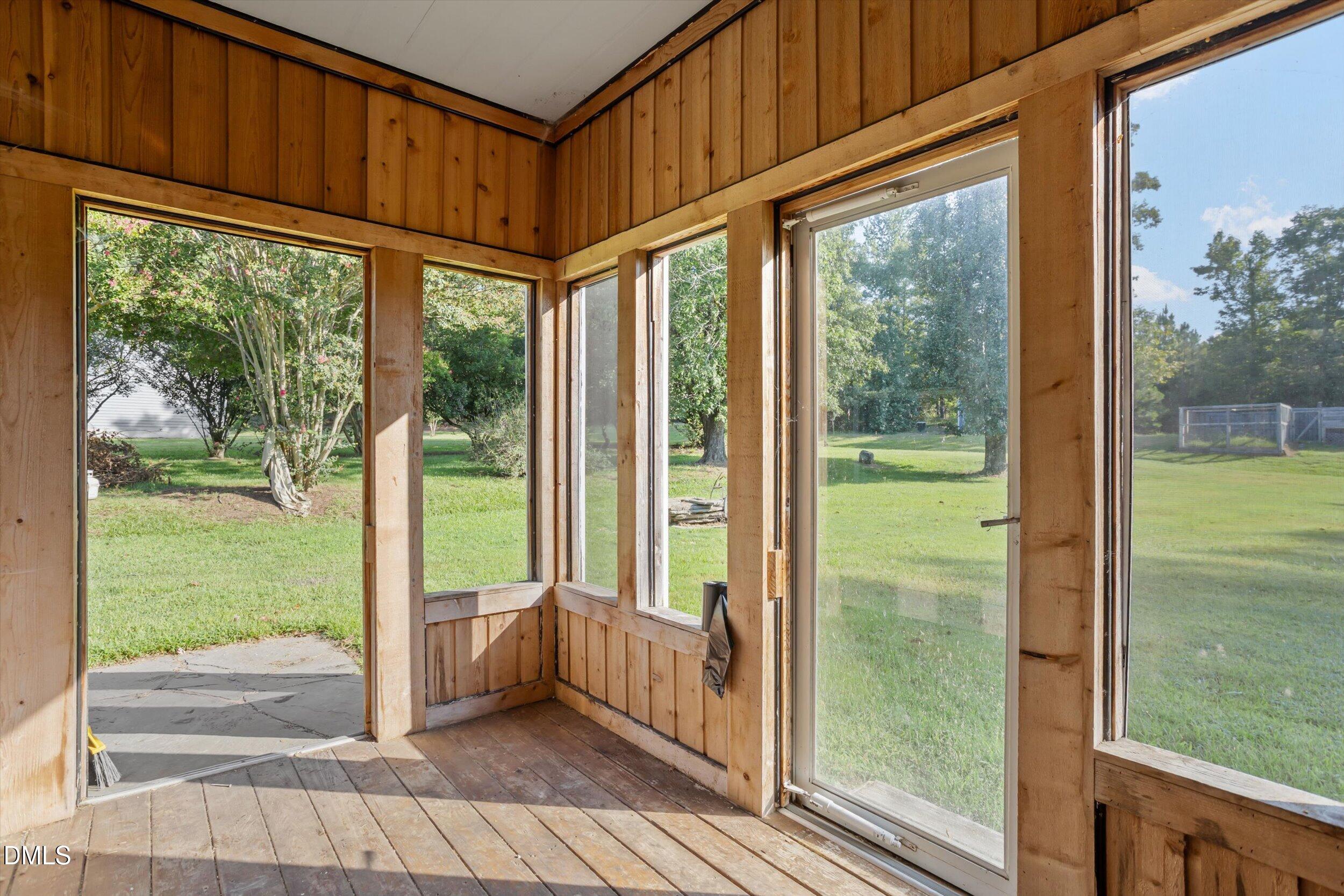 2512 Sundial Circle Property Photo 3