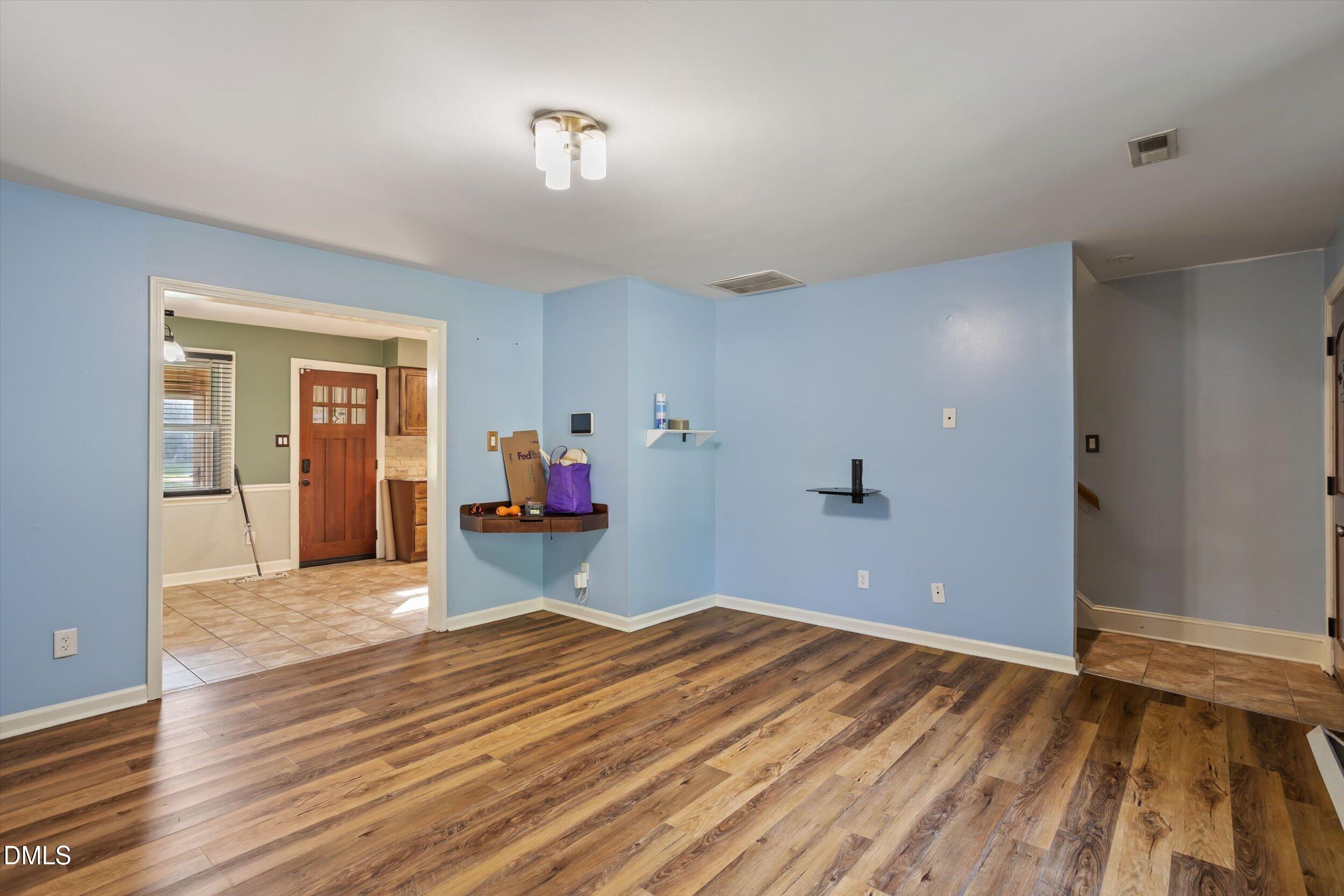 2512 Sundial Circle Property Photo 10