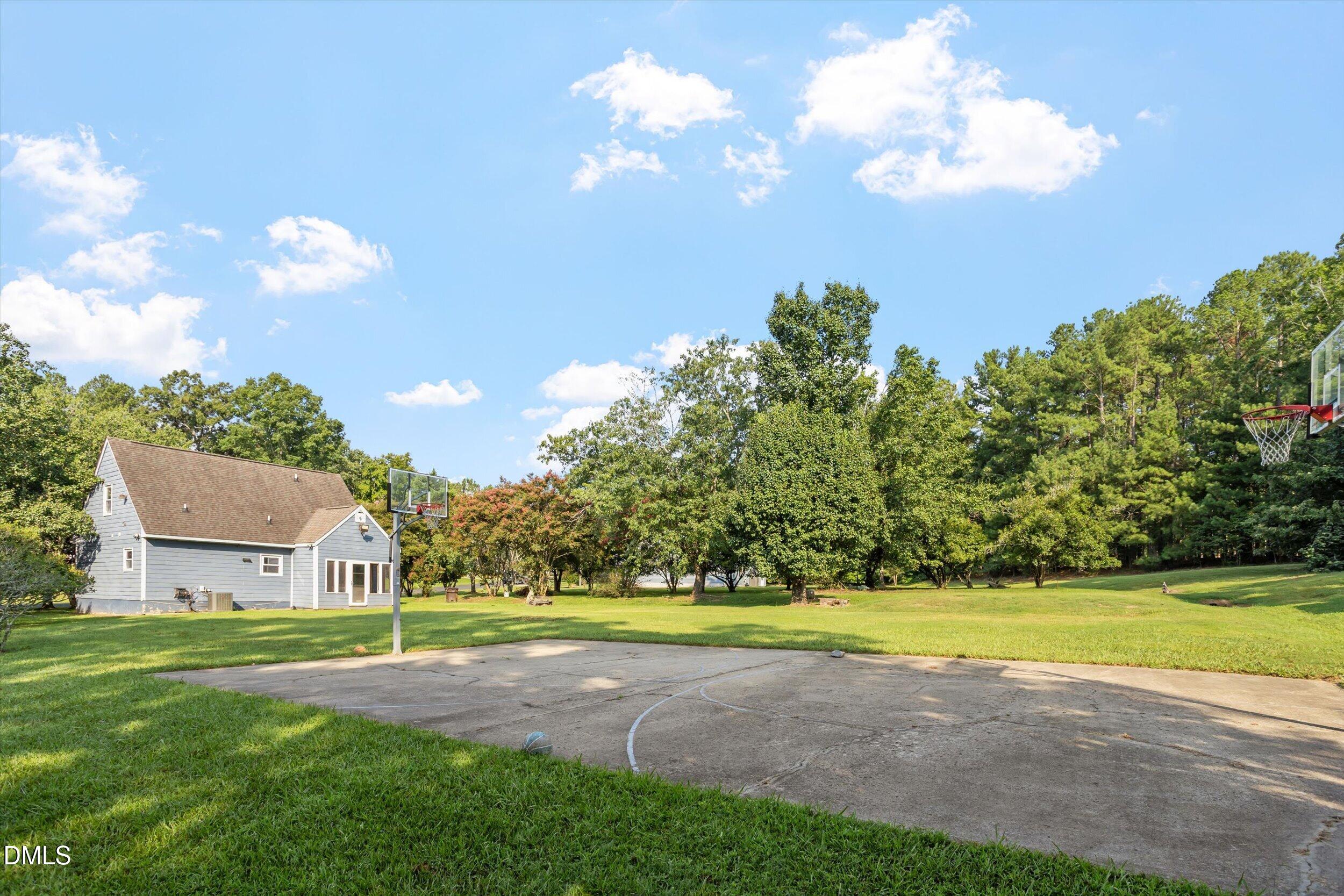 2512 Sundial Circle Property Photo 22