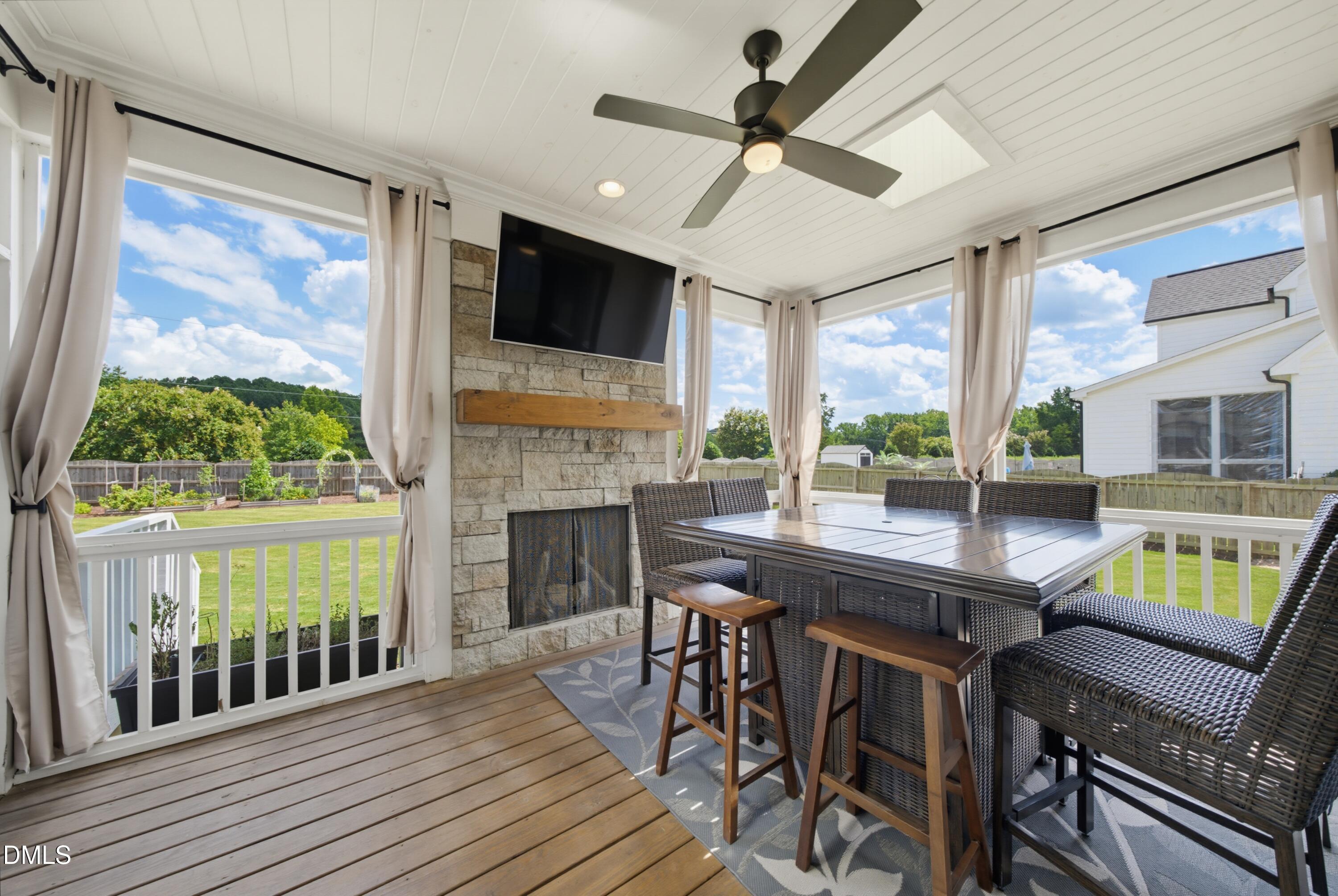 105 Sam Court Property Photo 44