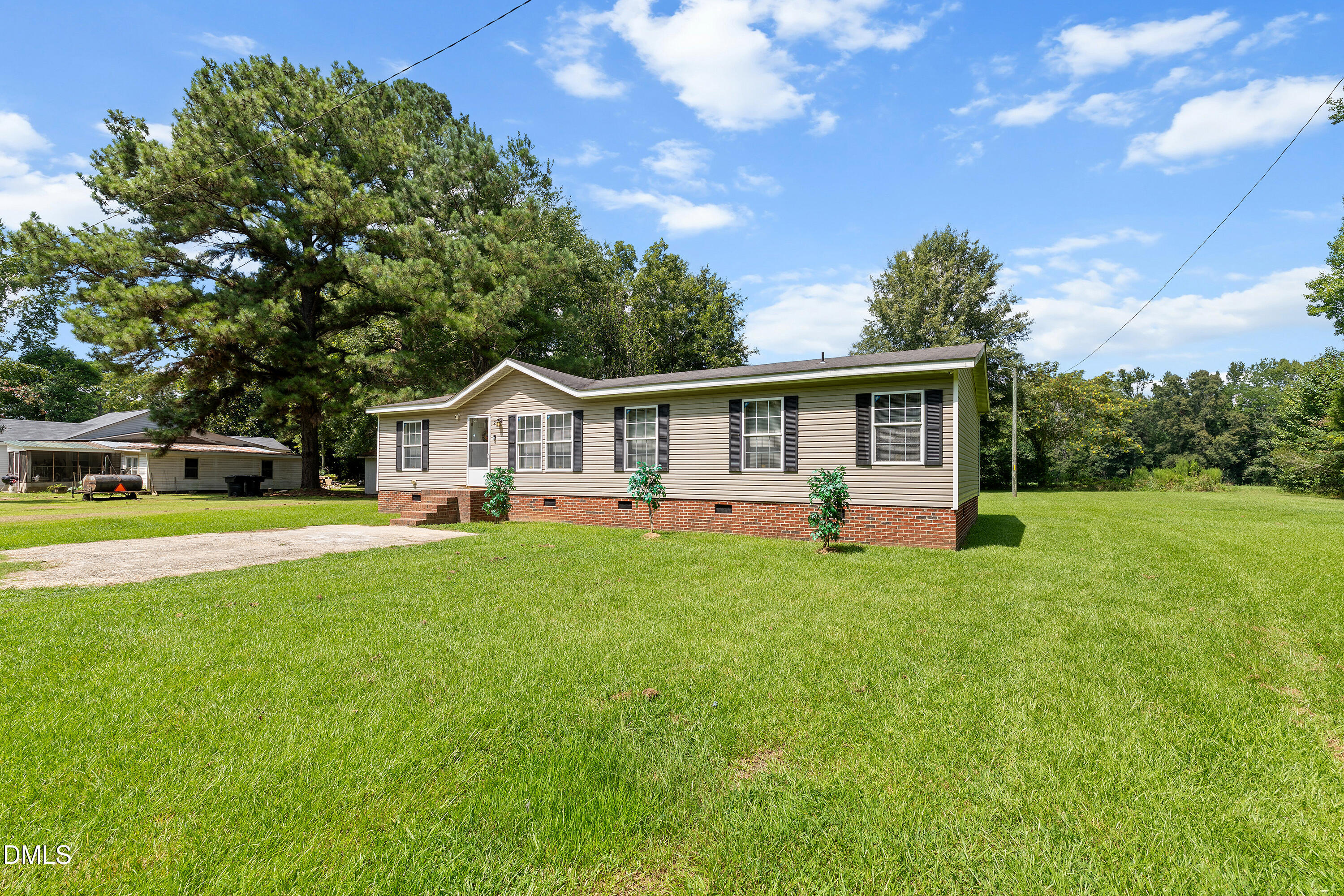 2 Riverview Road Property Photo 1