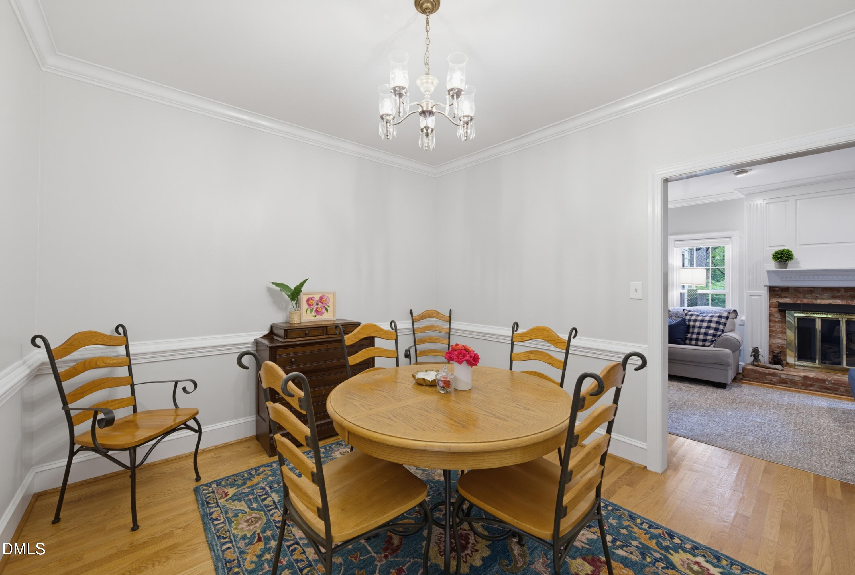 1302 Hampshire Court Property Photo 12