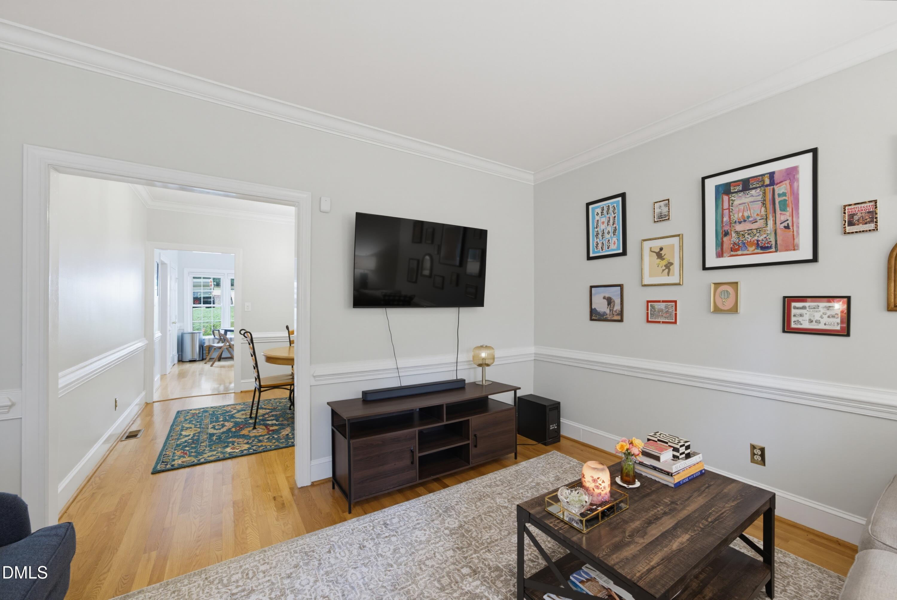 1302 Hampshire Court Property Photo 16