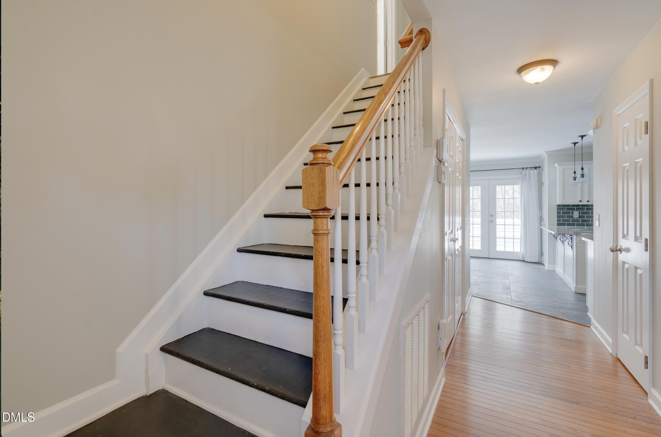 5900 Eaglesfield Drive Property Photo 3