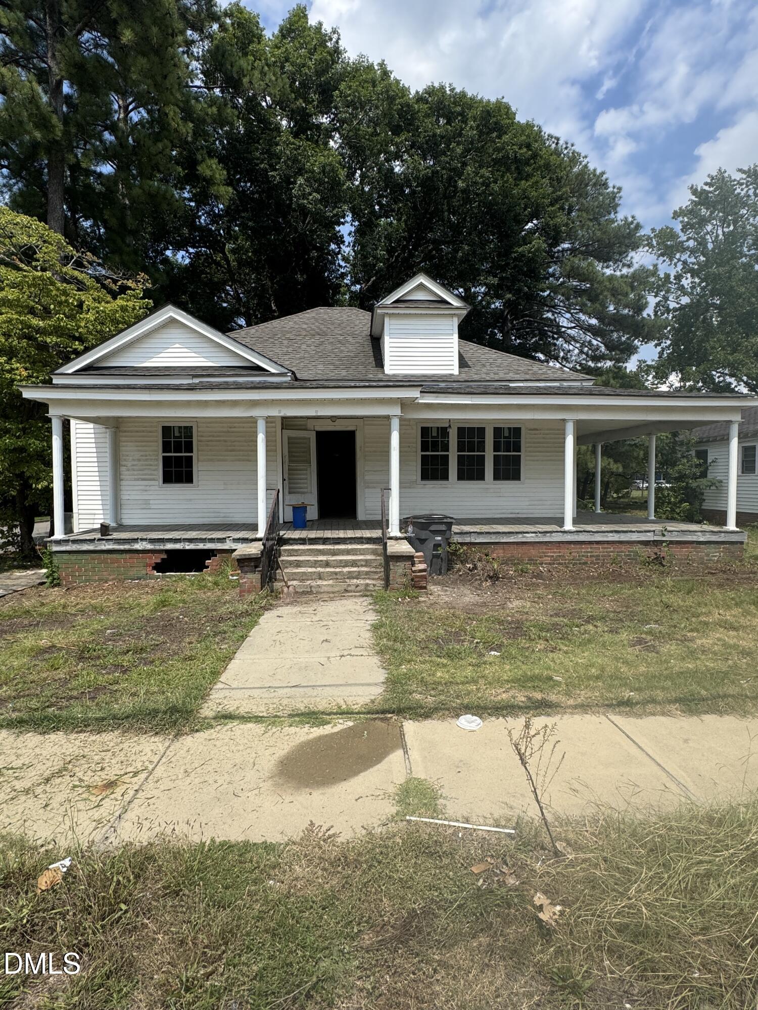 922 Nashville Road Property Photo 1