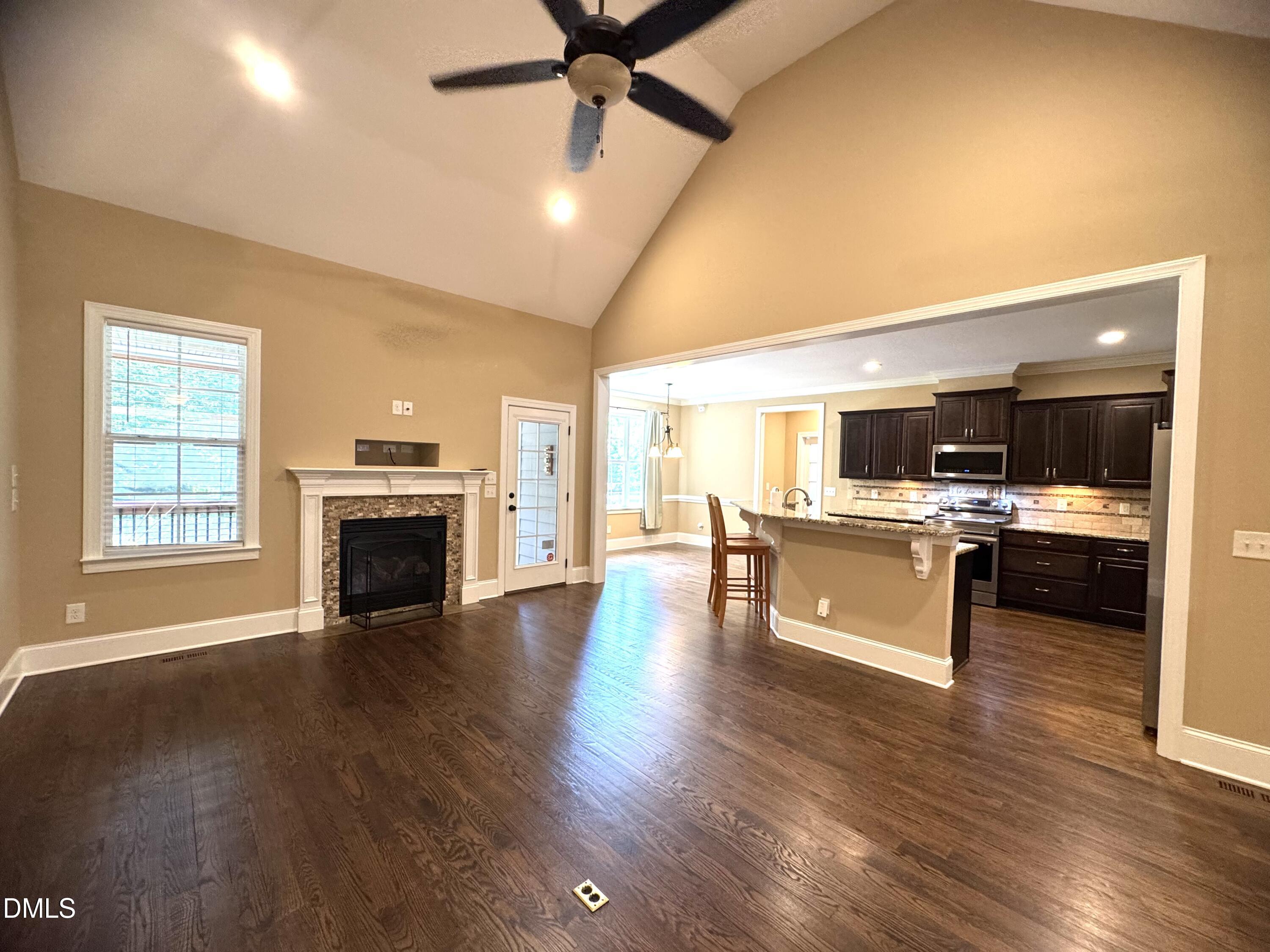 3658 Pleasants Ridge Drive Property Photo 5