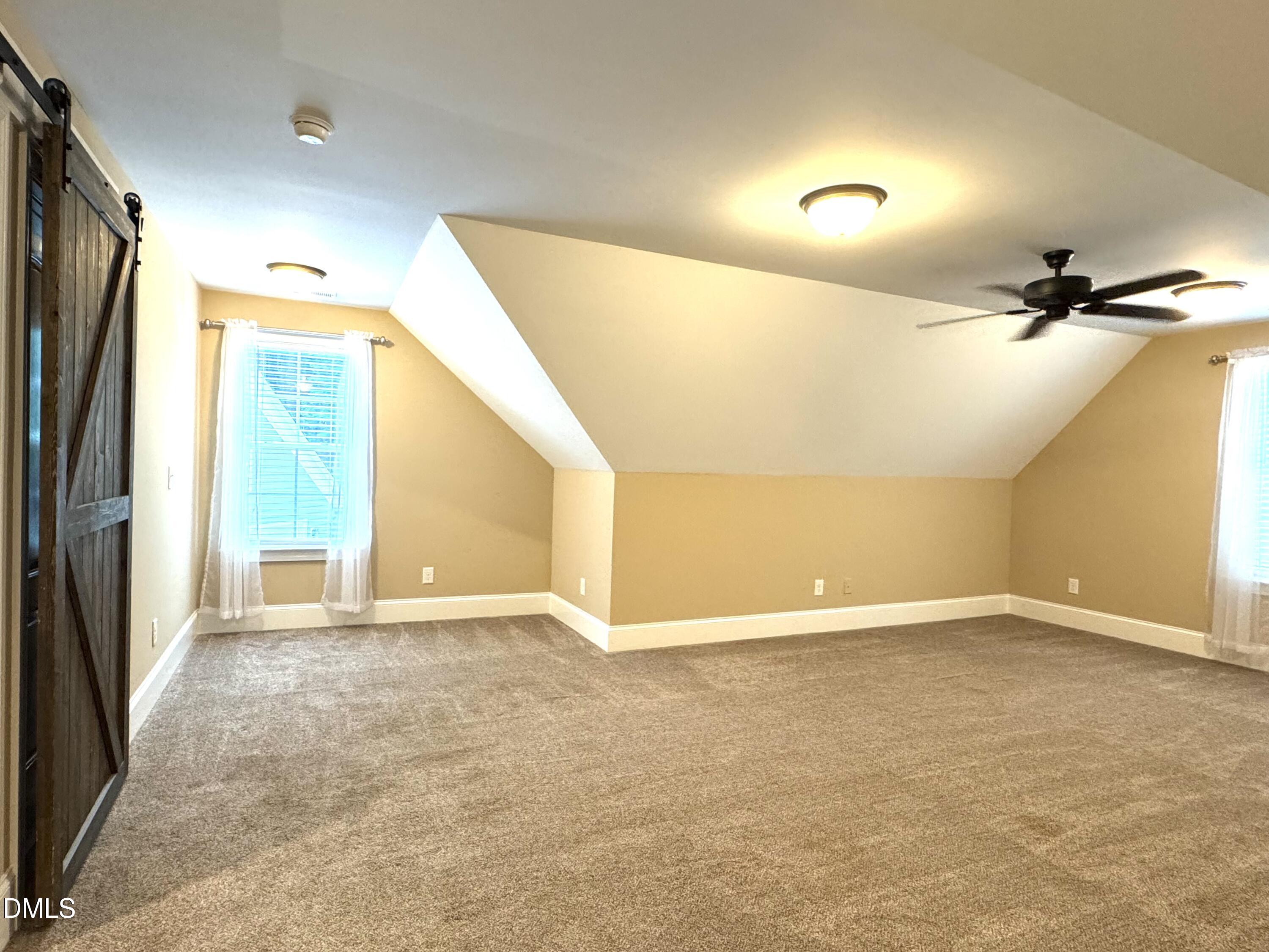 3658 Pleasants Ridge Drive Property Photo 12
