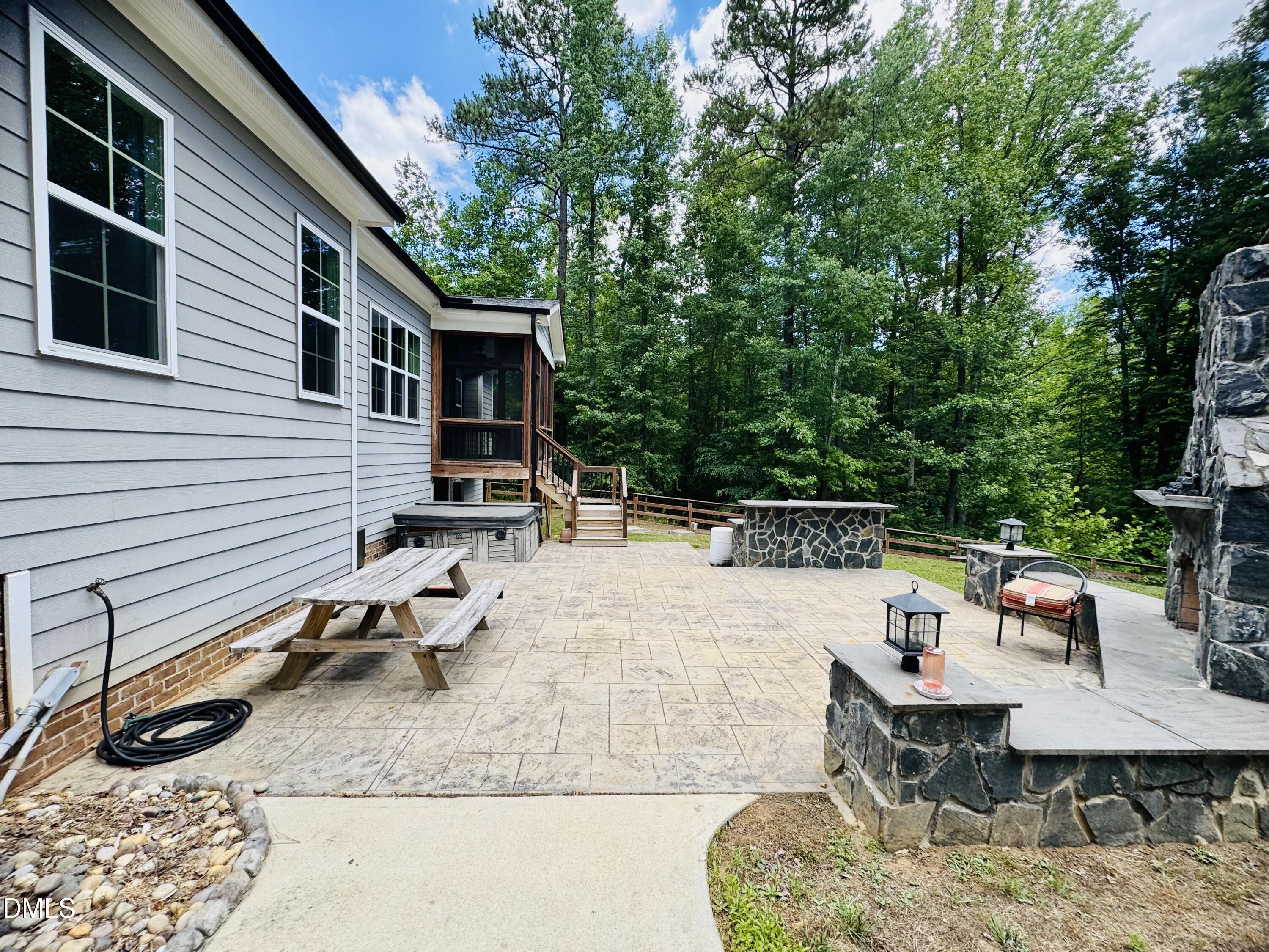 3658 Pleasants Ridge Drive Property Photo 15