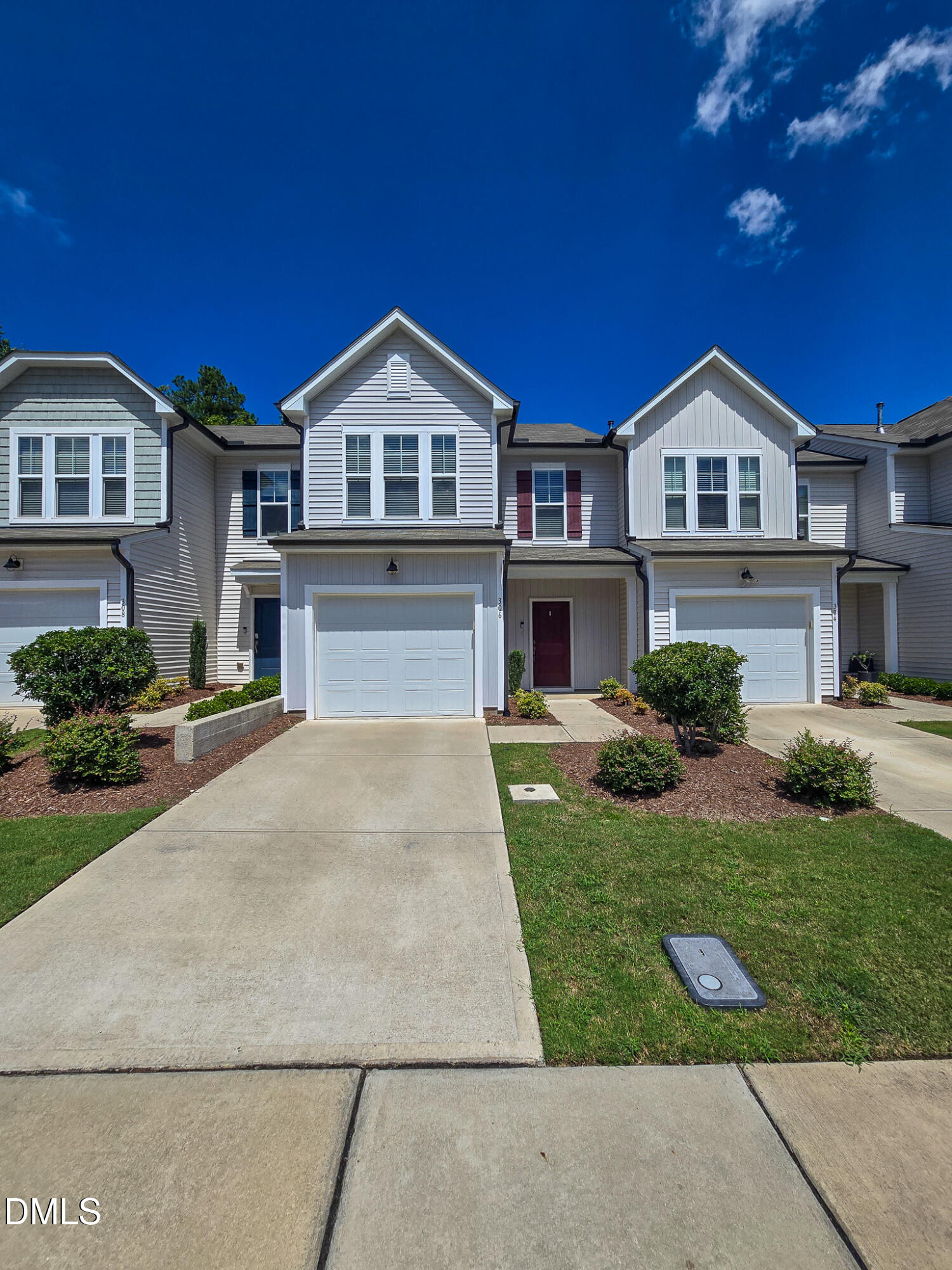 306 Villanova Drive Property Photo 1