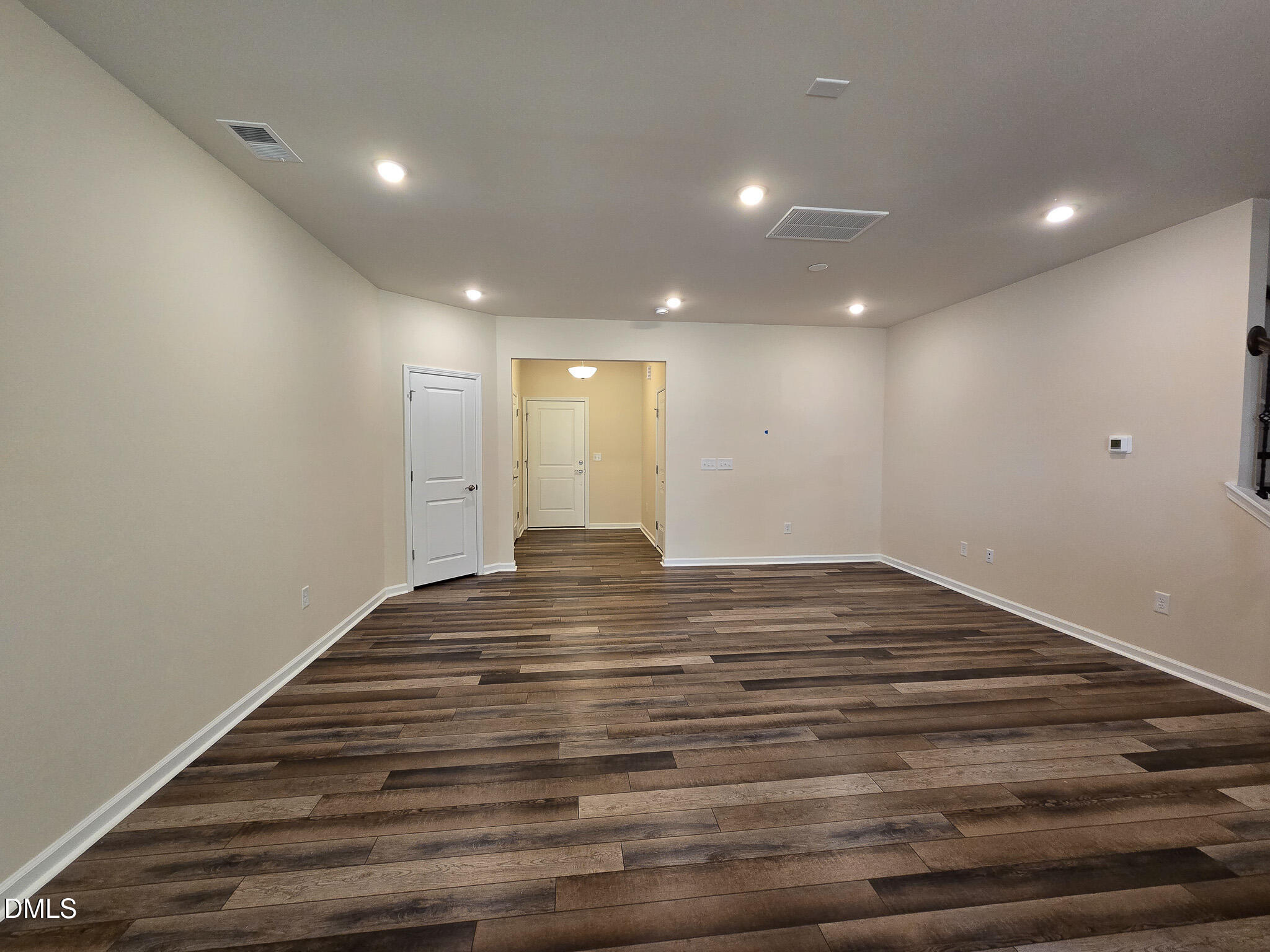 306 Villanova Drive Property Photo 6