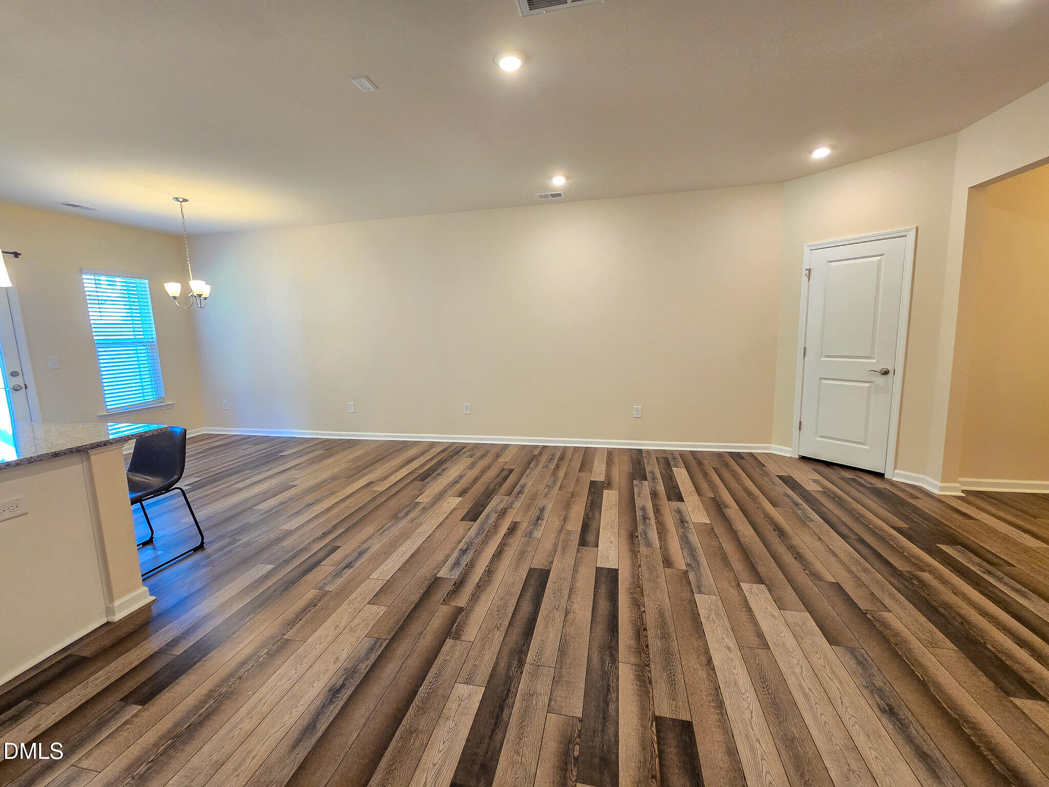 306 Villanova Drive Property Photo 8