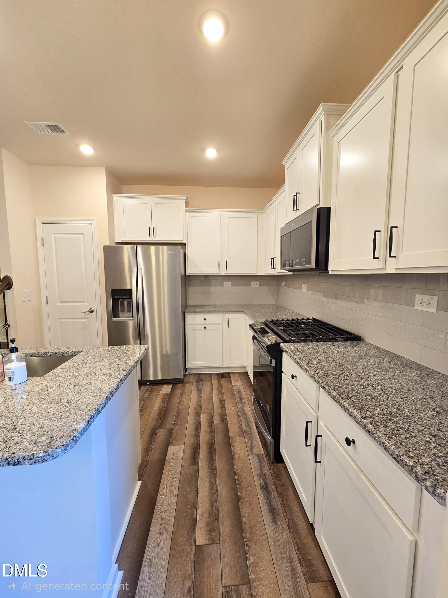 306 Villanova Drive Property Photo 12