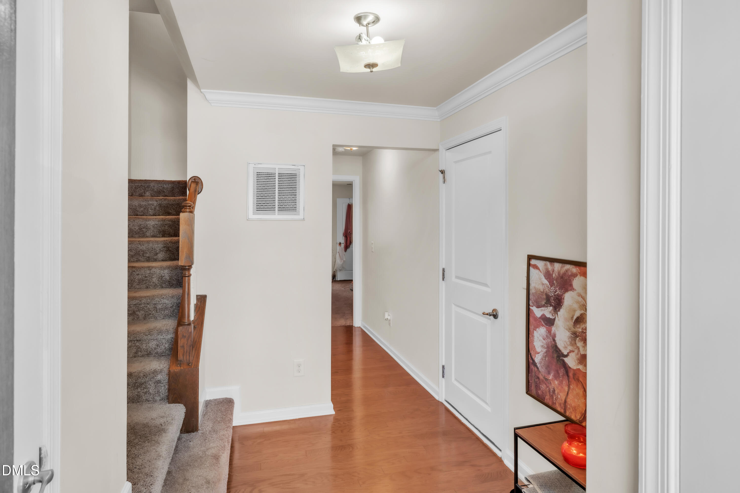 541 Pemberwich Place Property Photo 2
