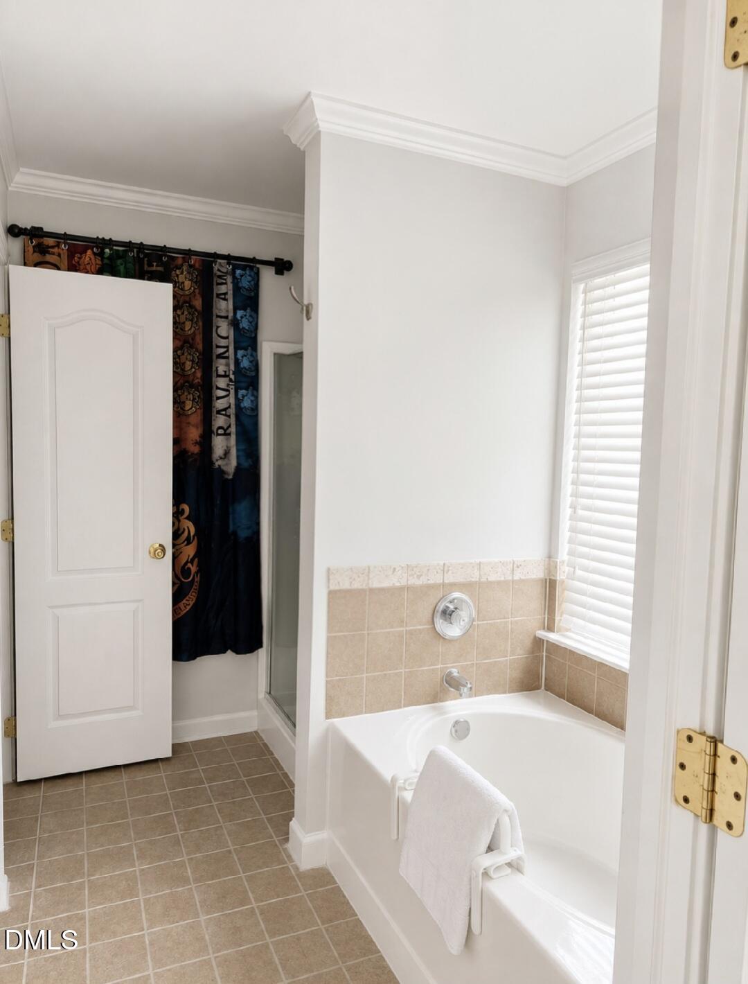 100 Saddle River Road Property Photo 10