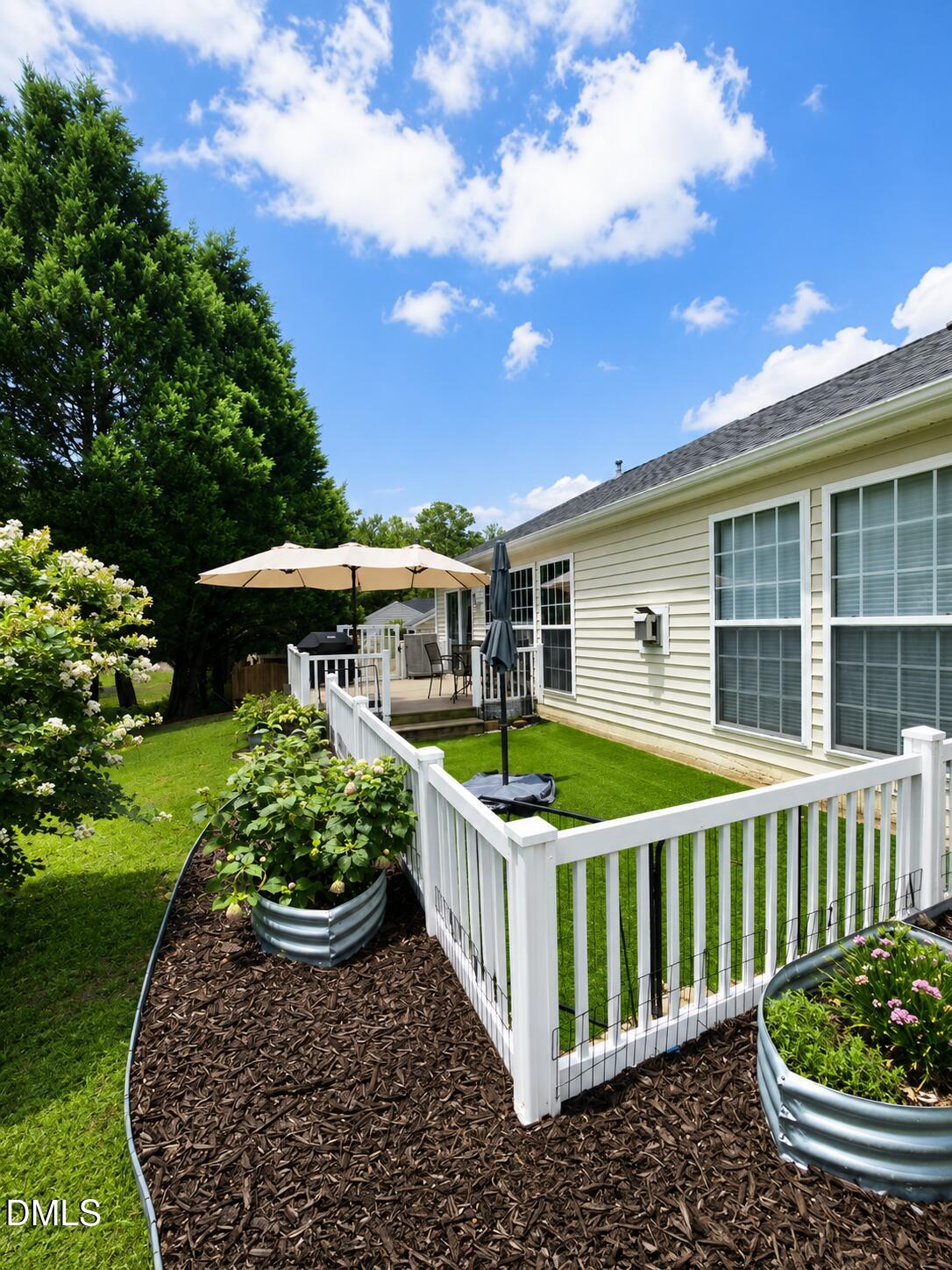 100 Saddle River Road Property Photo 13
