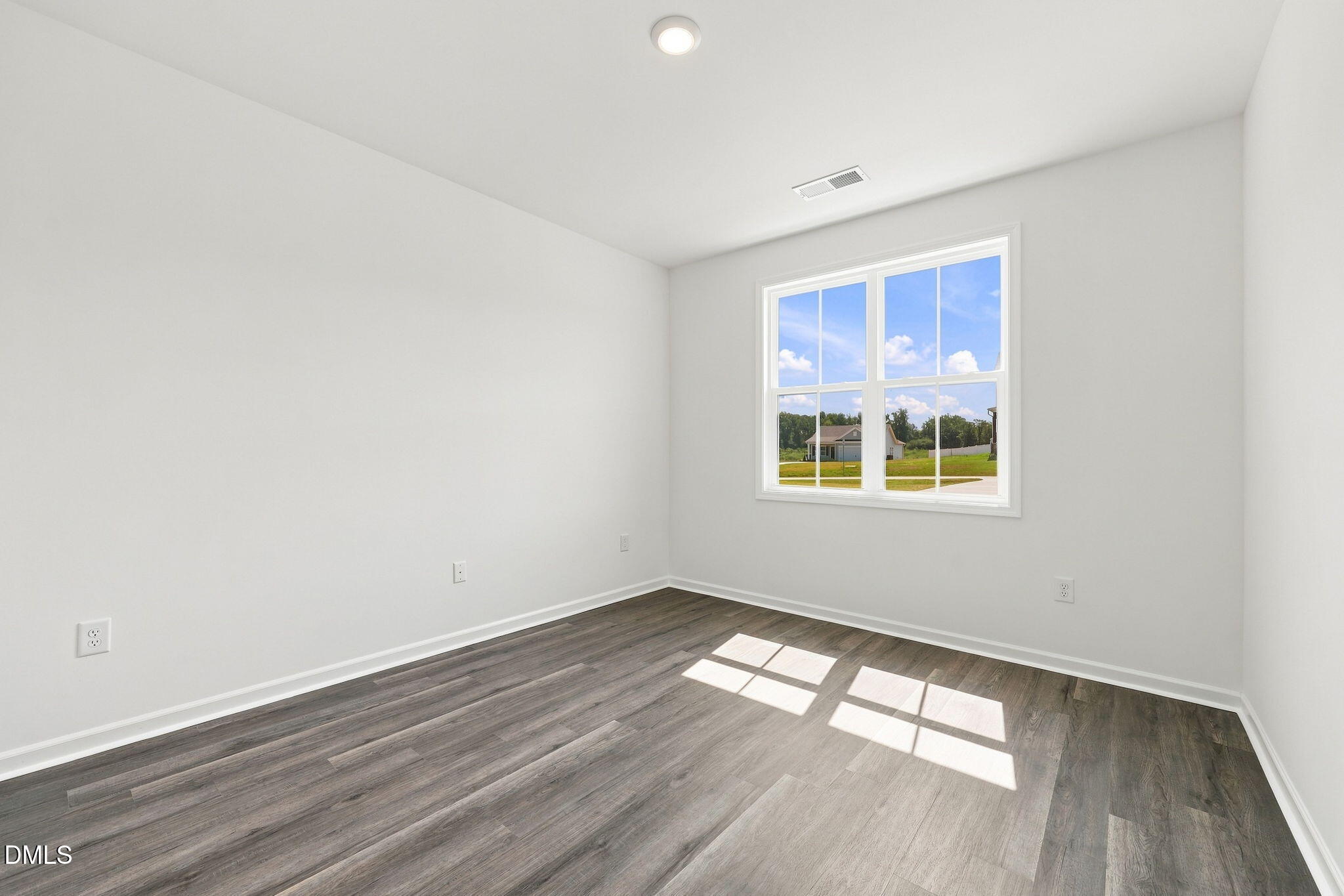 272 White Azalea Way Property Photo 5