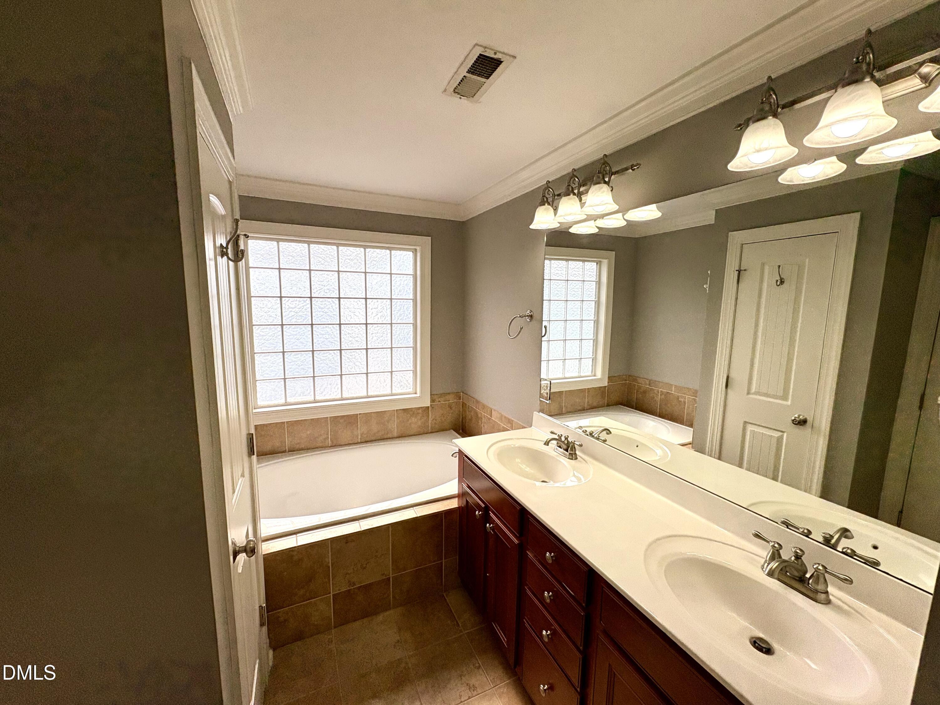 1315 Center Street Property Photo 15