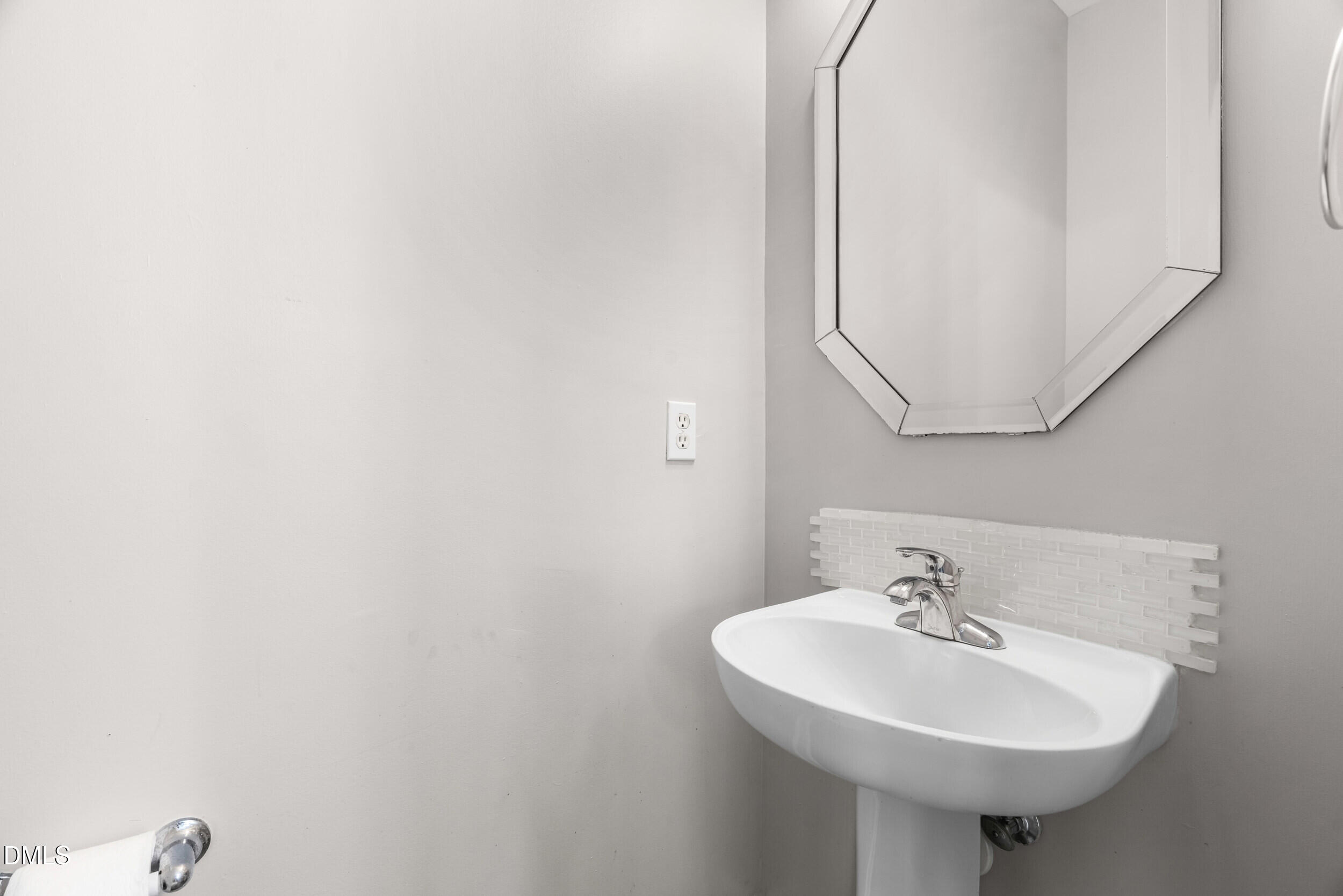 6924 Jeffreys Creek Lane Property Photo 24