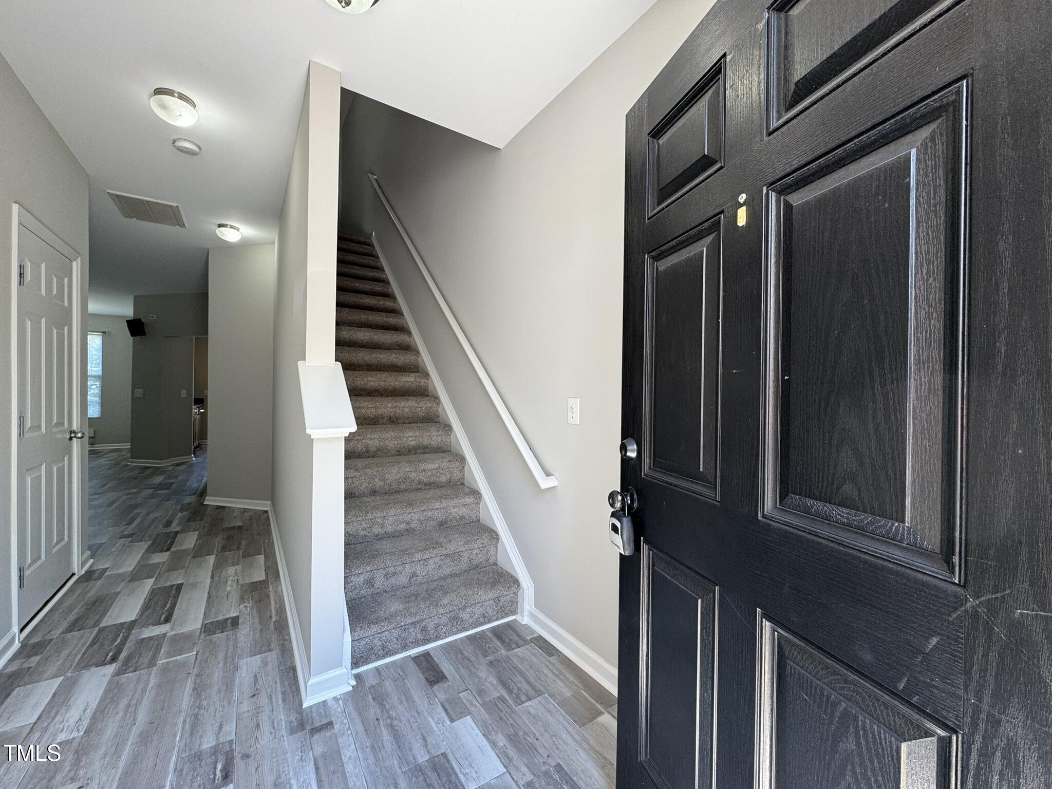 539 Writers Way Property Photo 3