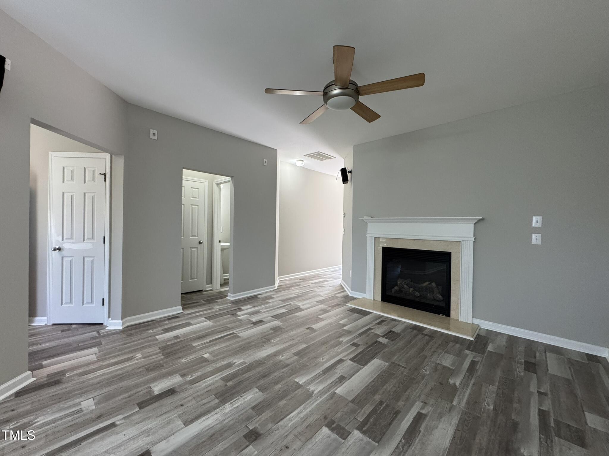 539 Writers Way Property Photo 5