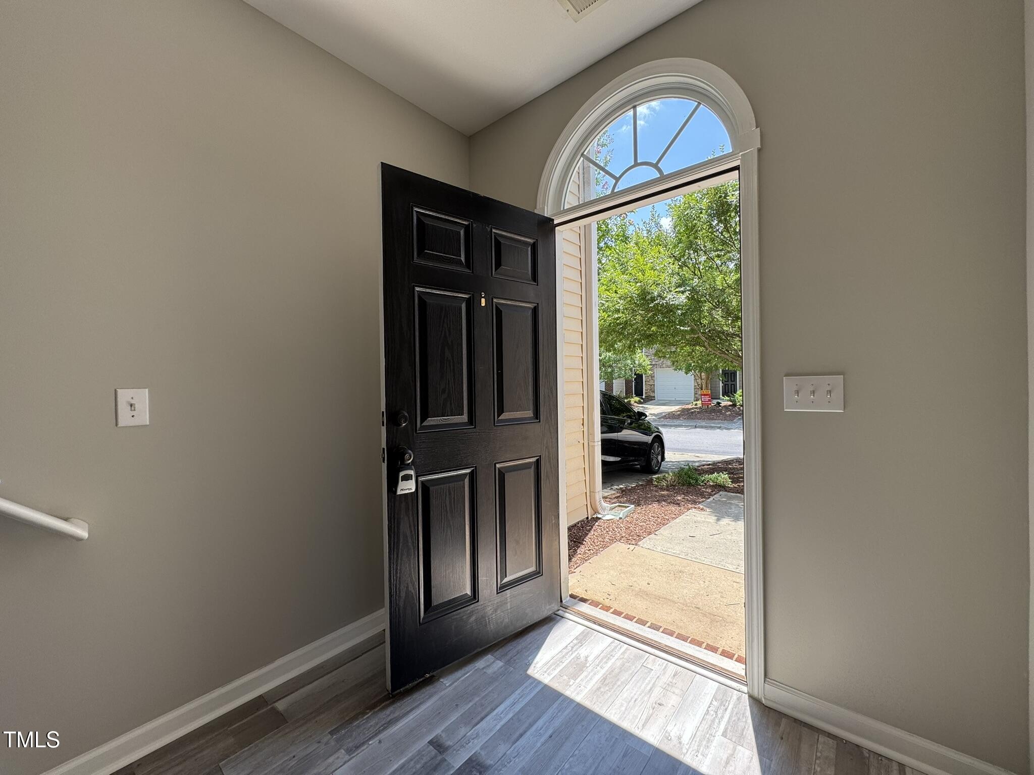 539 Writers Way Property Photo 13