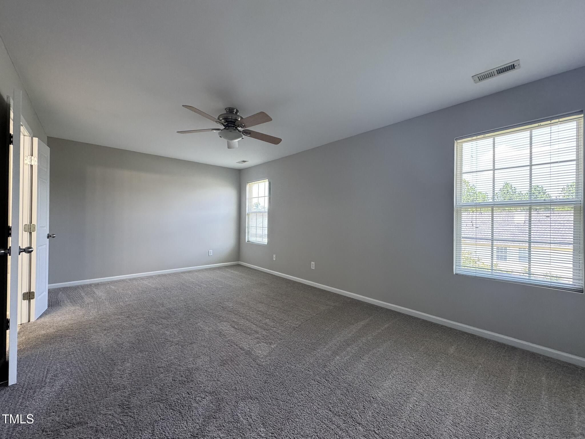 539 Writers Way Property Photo 14