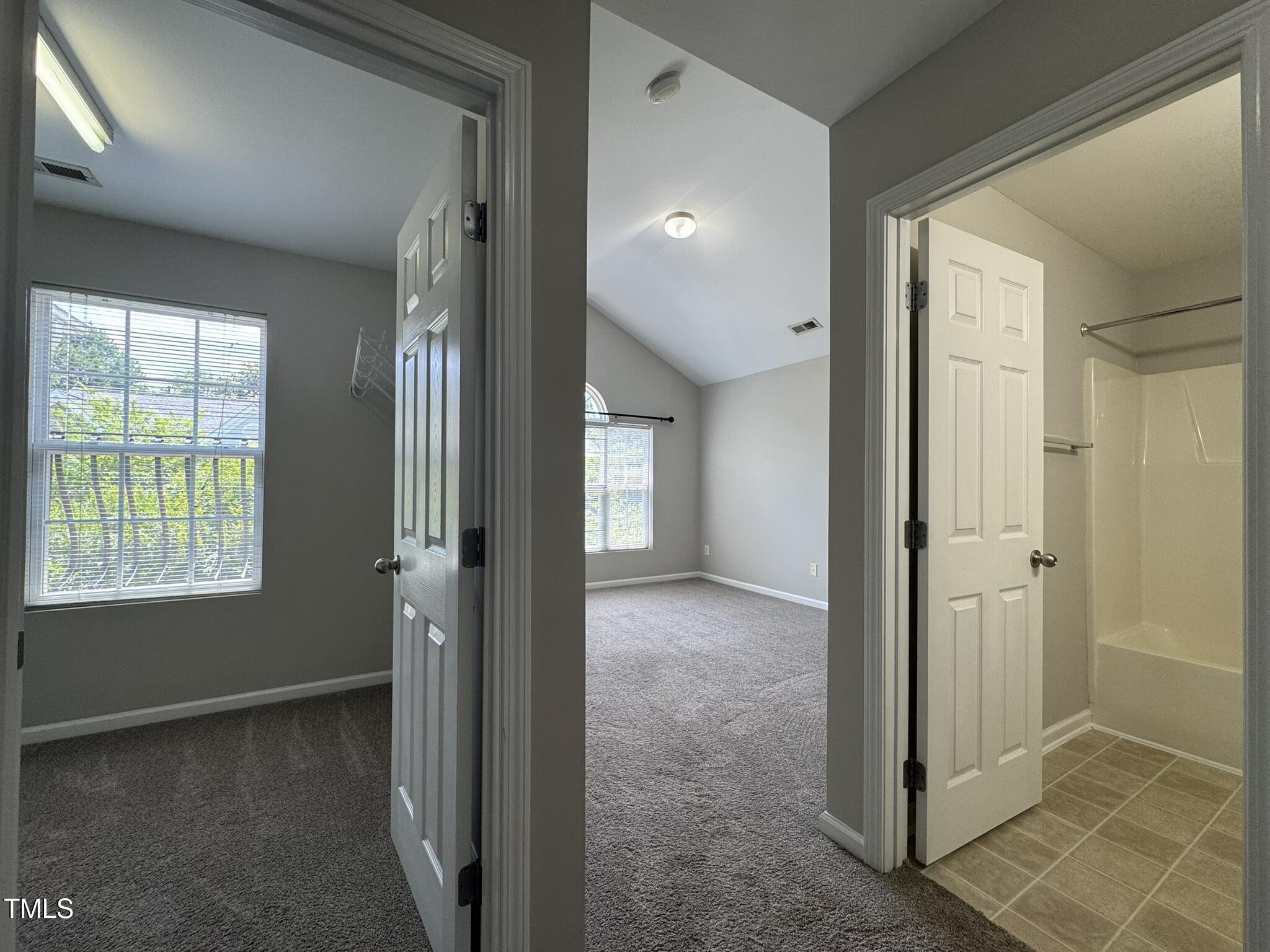 539 Writers Way Property Photo 22
