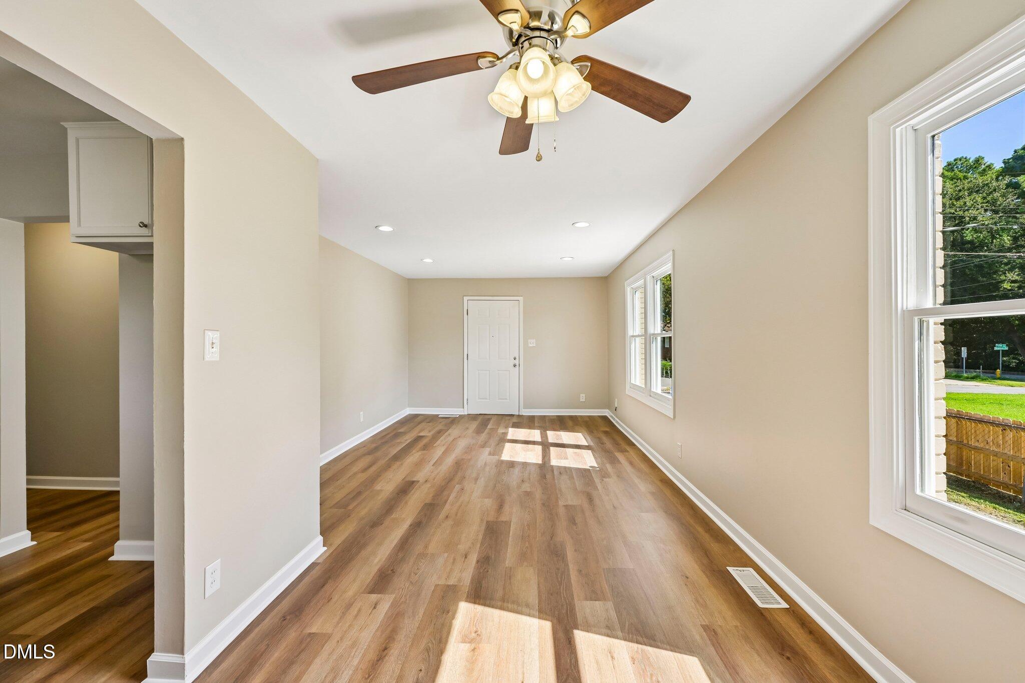 2312 Shannon Street Property Photo 5