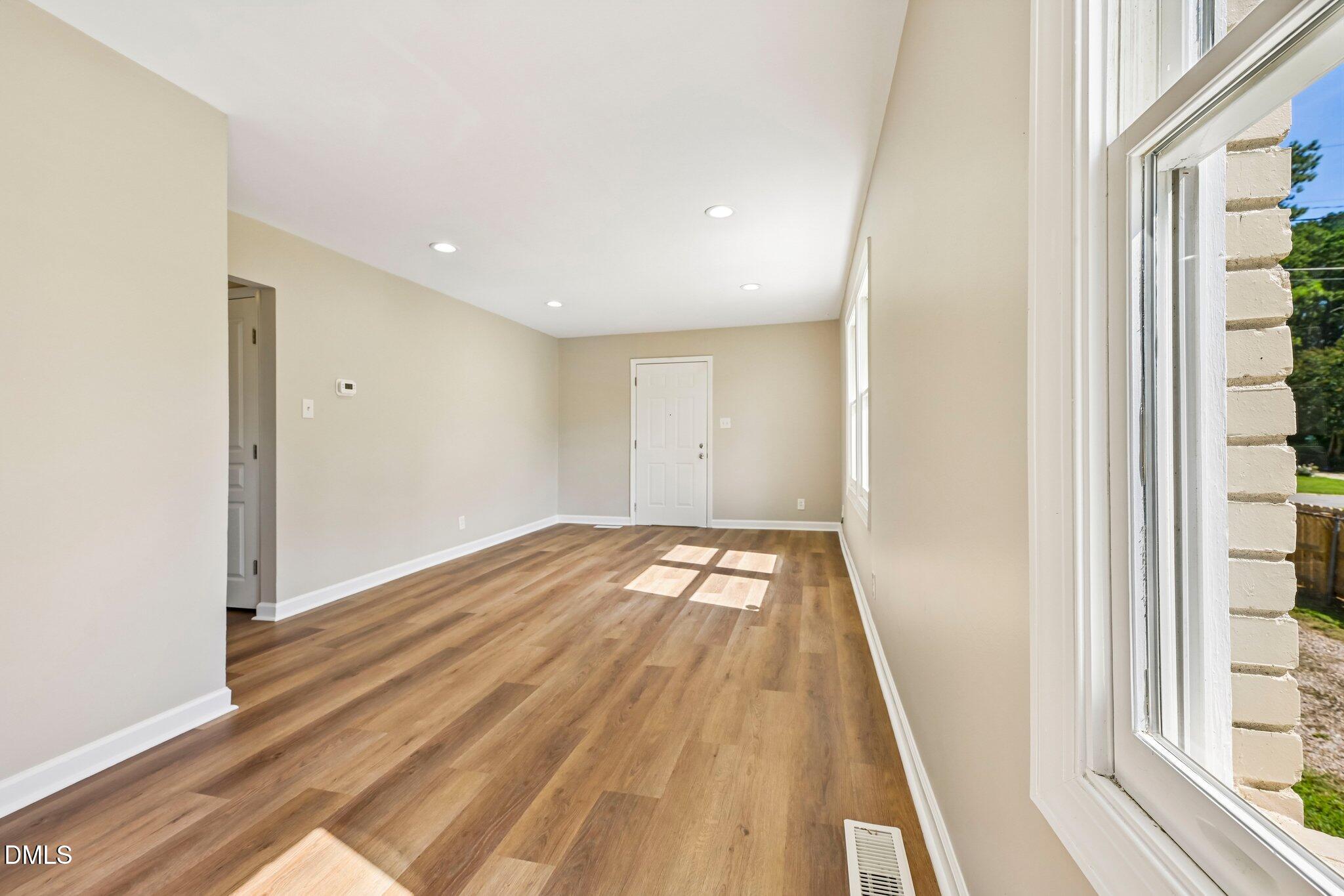 2312 Shannon Street Property Photo 6