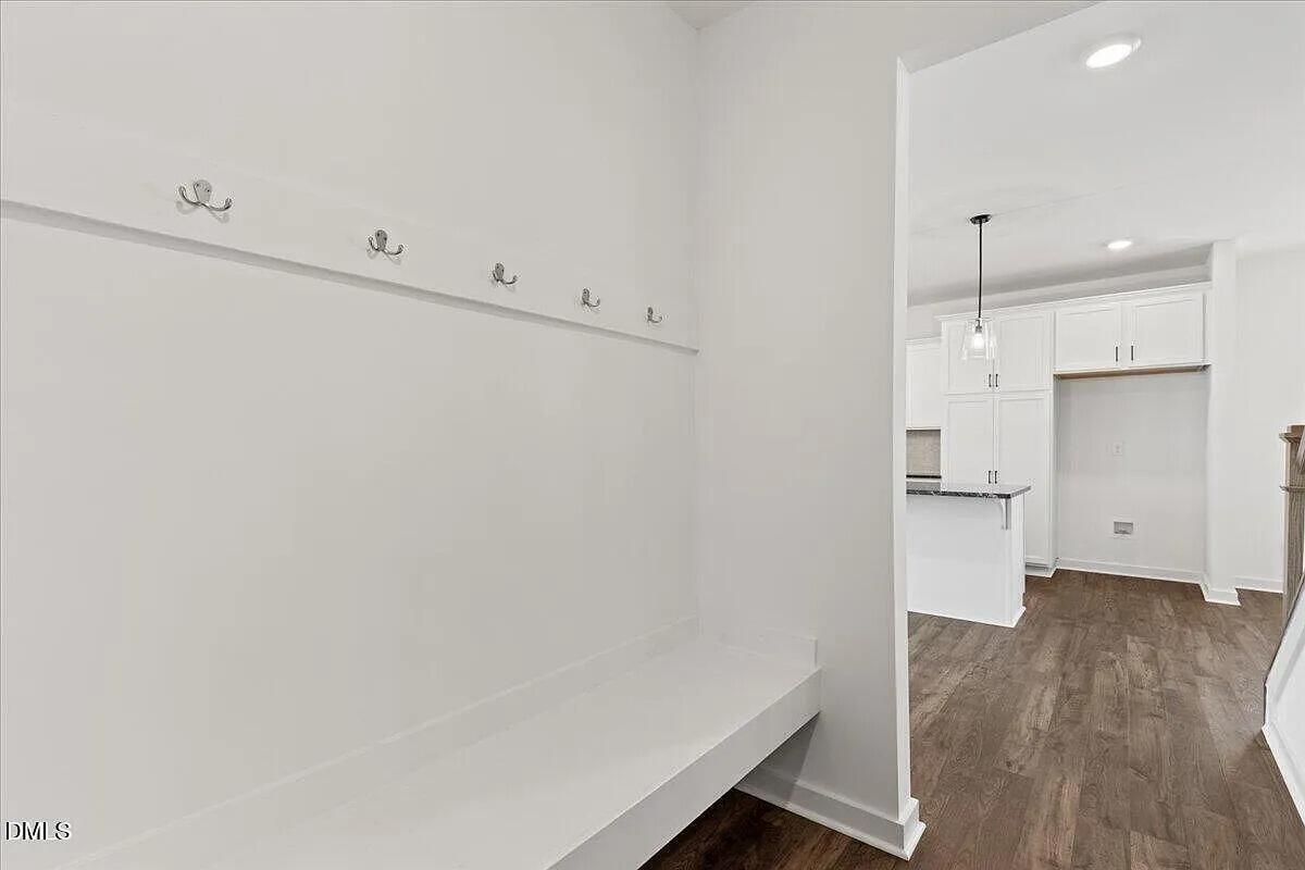 105 S Mule Way Property Photo 13