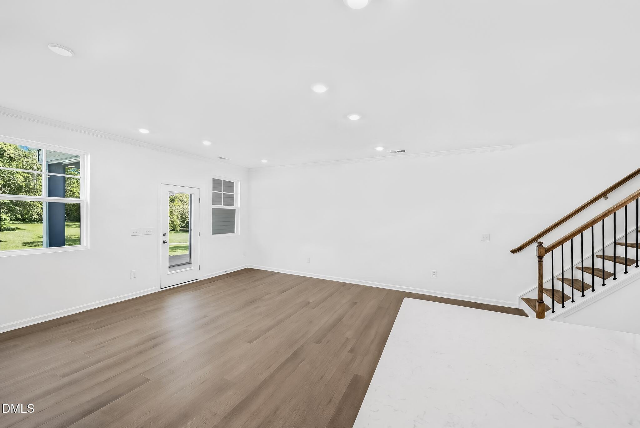 203 Tree Moss Court Property Photo 4