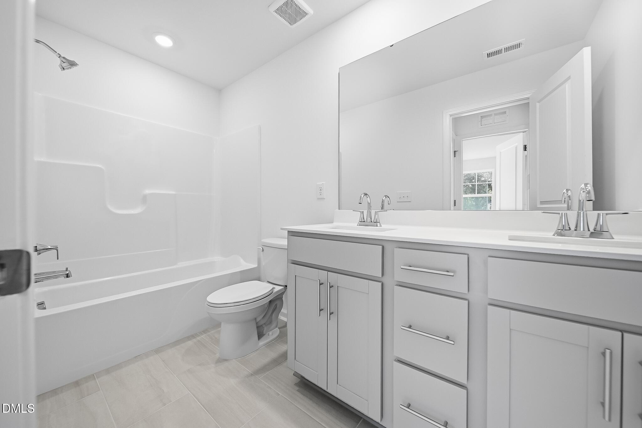 203 Tree Moss Court Property Photo 14