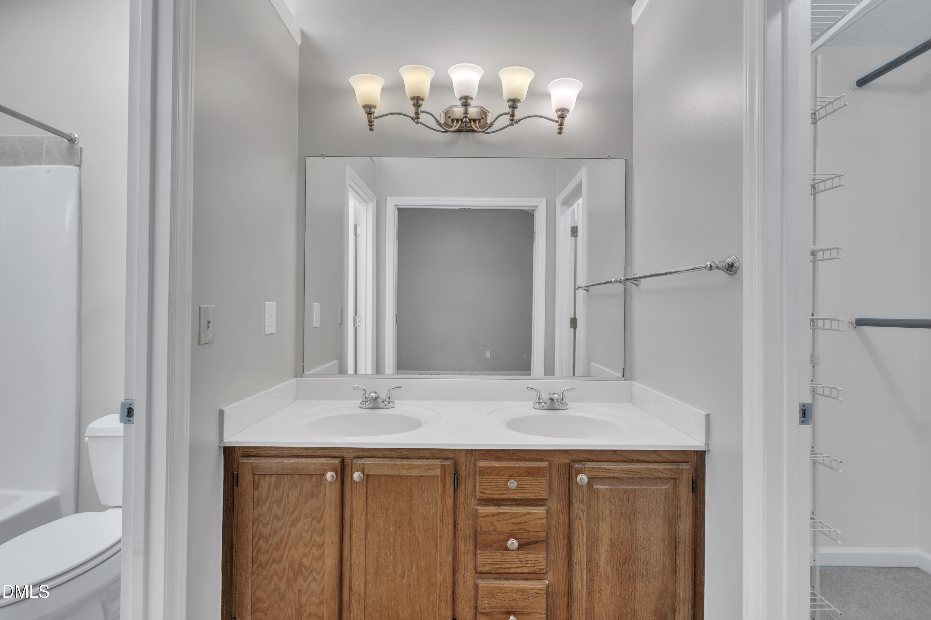 106 London Plain Court Property Photo 23