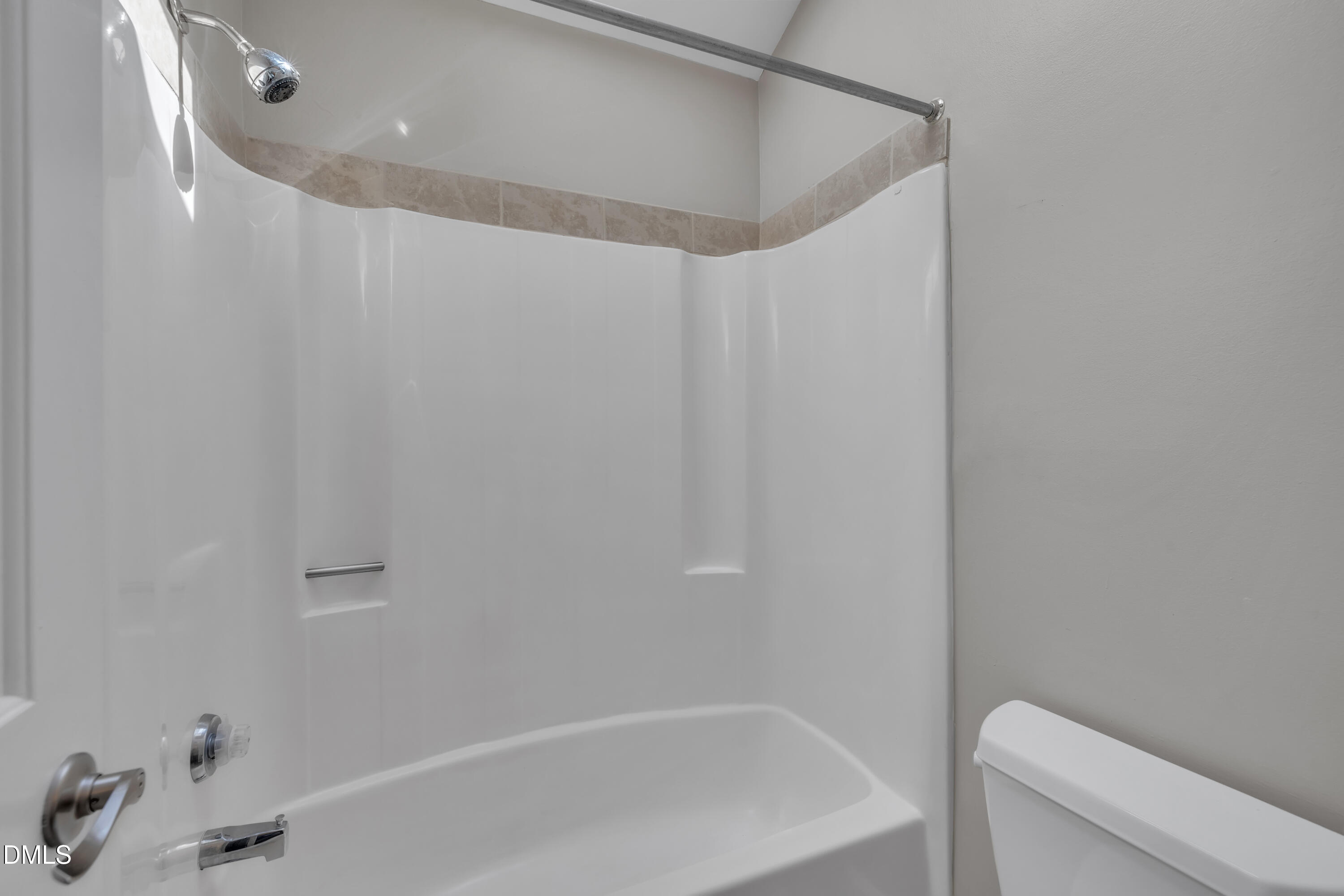 106 London Plain Court Property Photo 25
