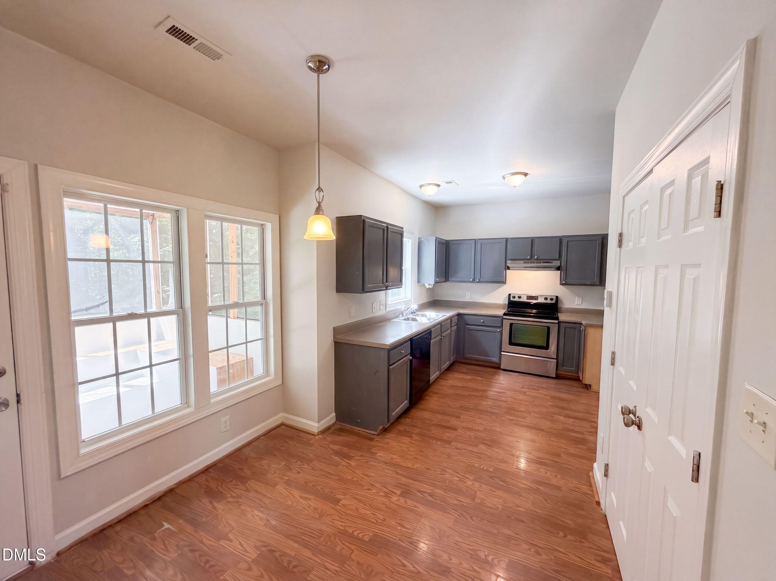 128 Saint Johns Street Property Photo 2